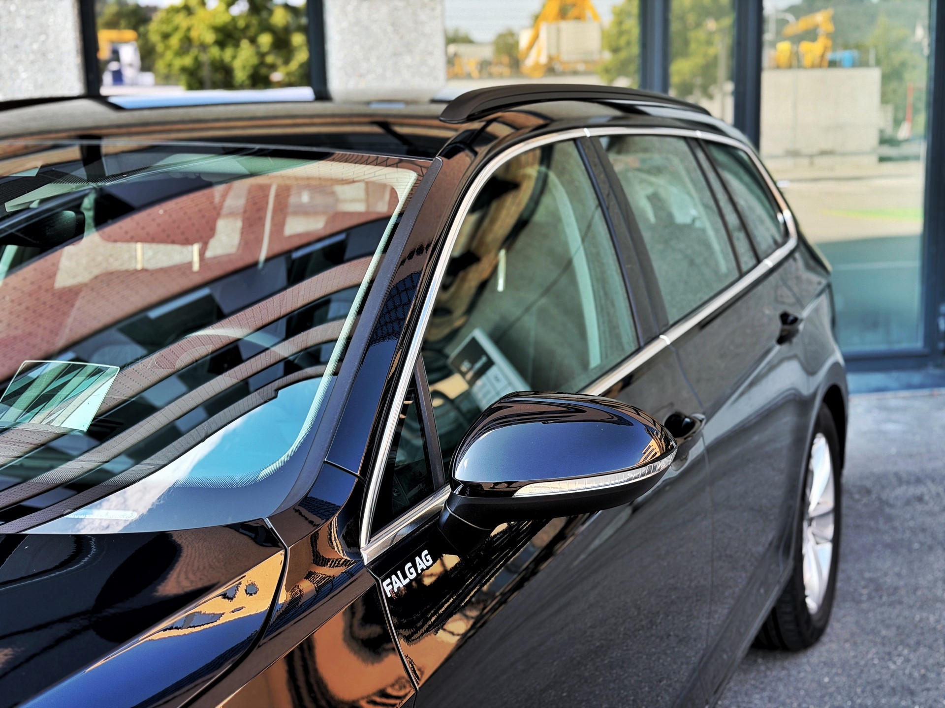 VW Passat 2.0 TDI BMT Business 4Motion DSG-image-11