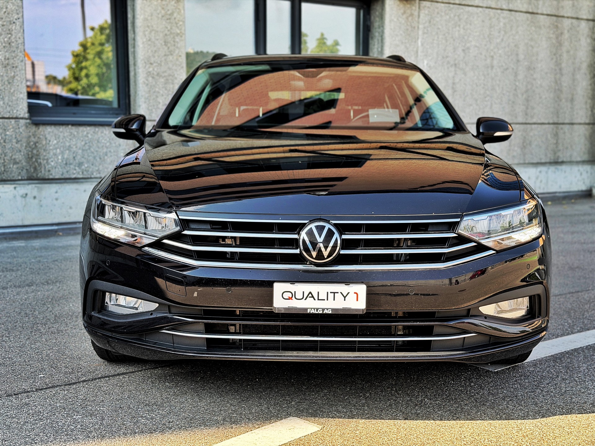 VW Passat 2.0 TDI BMT Business 4Motion DSG-image-8