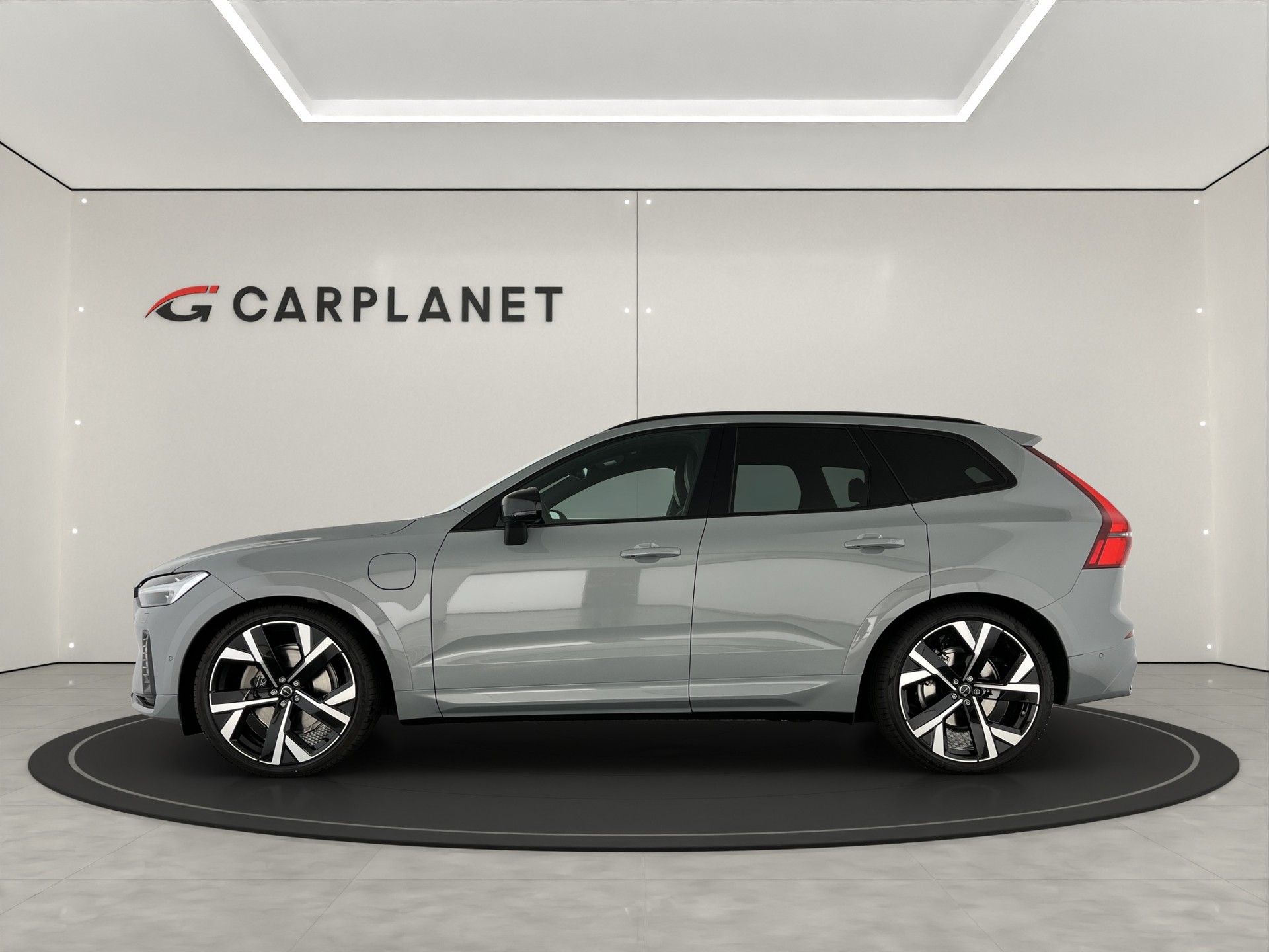 VOLVO XC60 2.0 T8 TE Black Edition eAWD-showroom-element-2