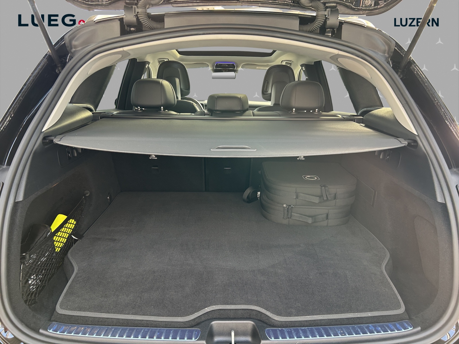 MERCEDES-BENZ GLC 300 e 4Matic 9G-Tronic-image-14