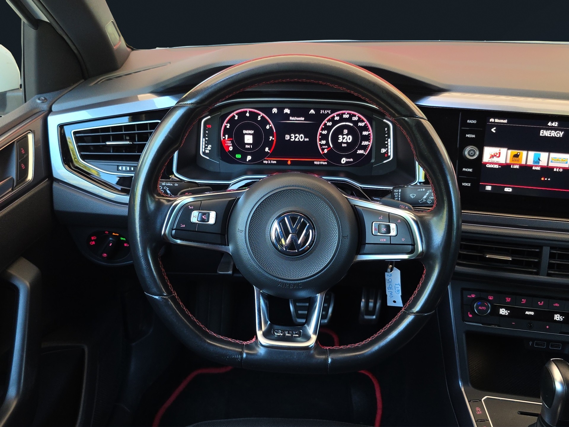 VW Polo 2.0 TSI GTI DSG-image-11