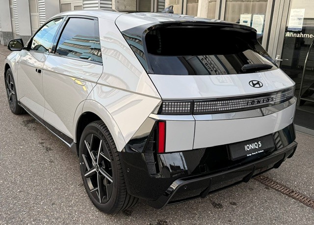 HYUNDAI Ioniq 5 84 kWh N-Line 4WD-image-2