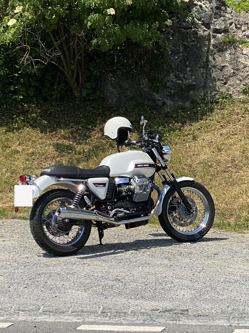 MOTO GUZZI V7 Classic-image-0