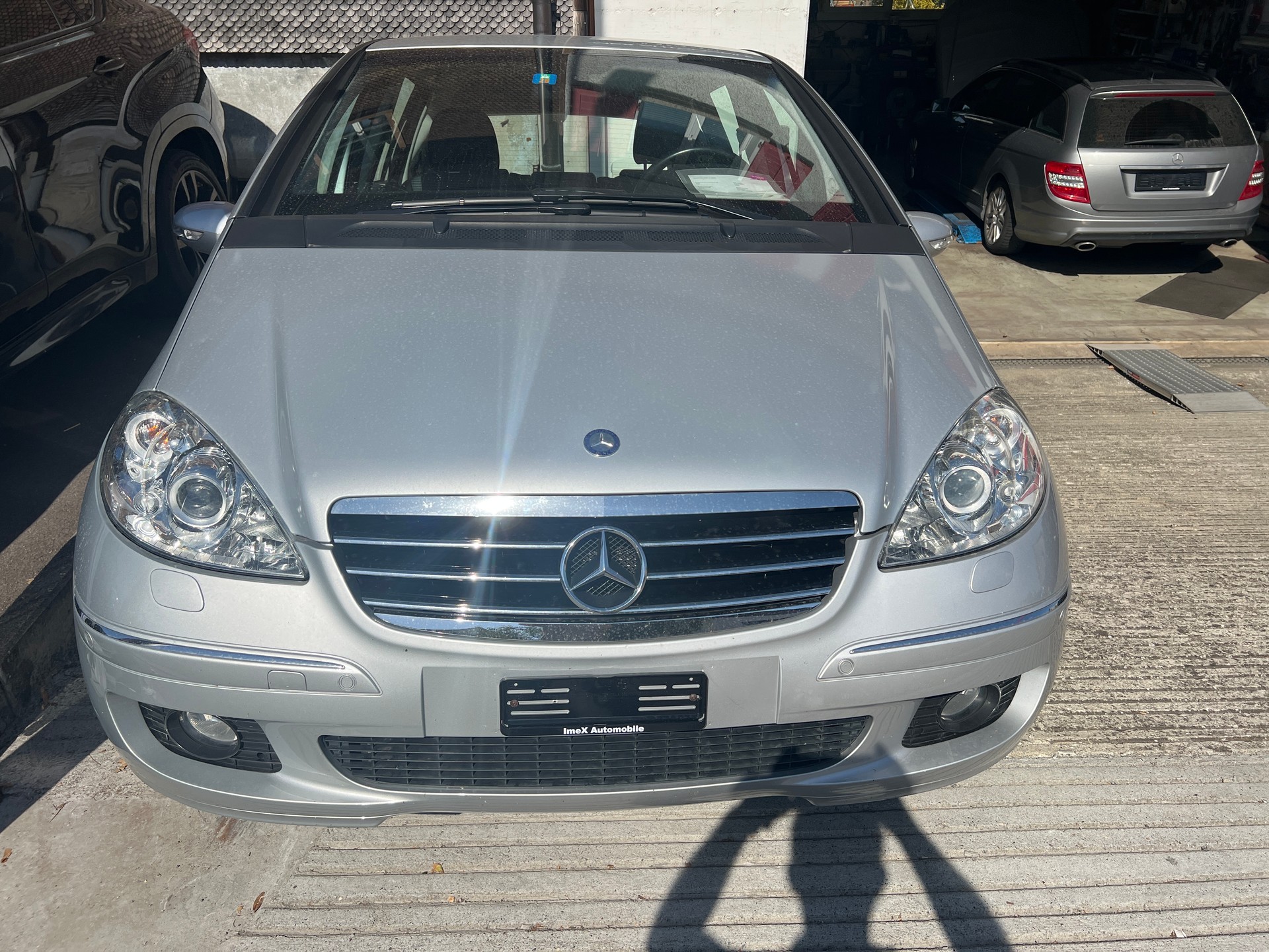 MERCEDES-BENZ A 200 T Avantgarde