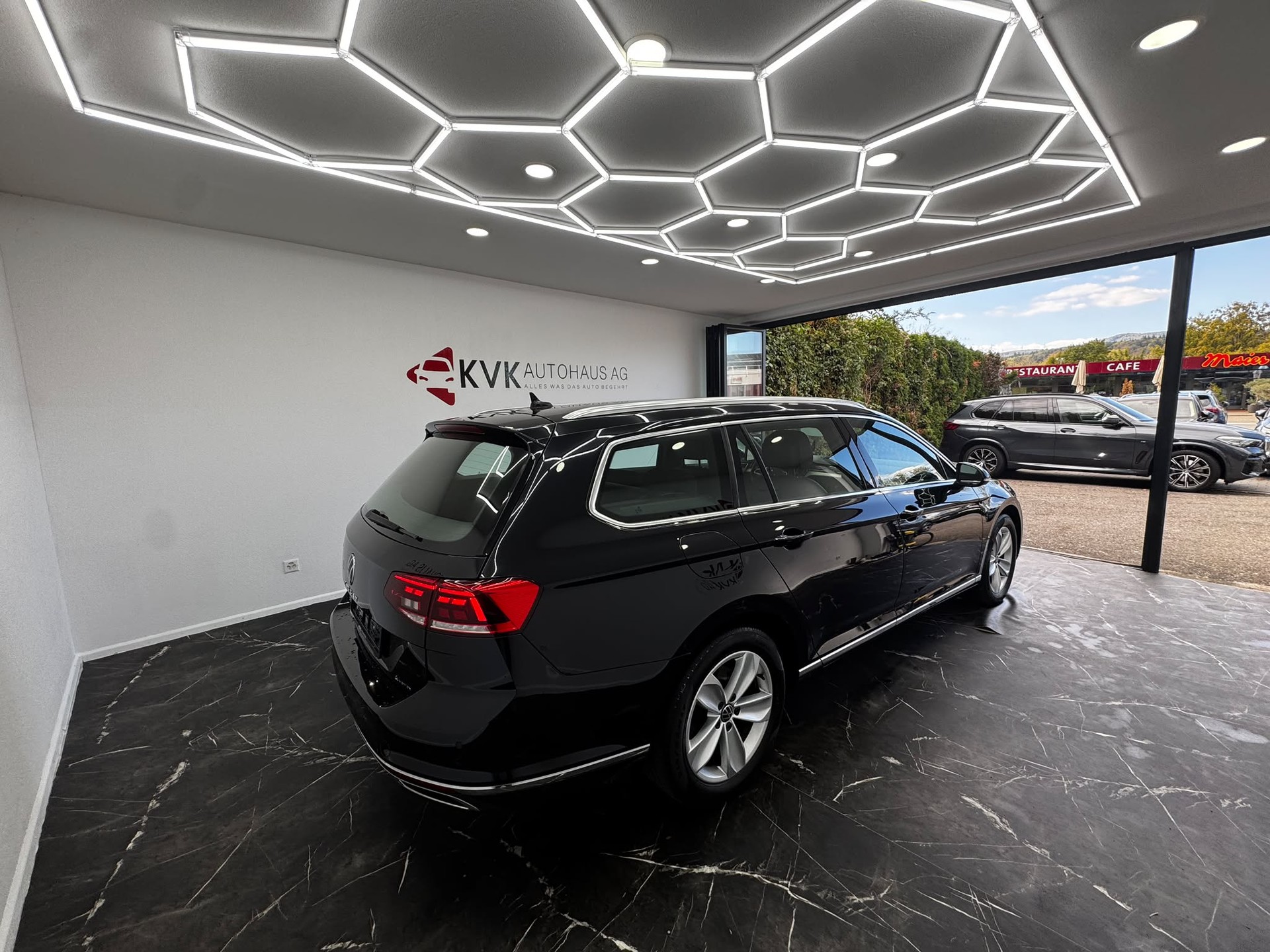 VW Passat 2.0 TDI BMT Elegance 4Motion DSG | AB SERVICE | 1 JAHR GARANTIE | CH-FAHRZEUG |-image-7