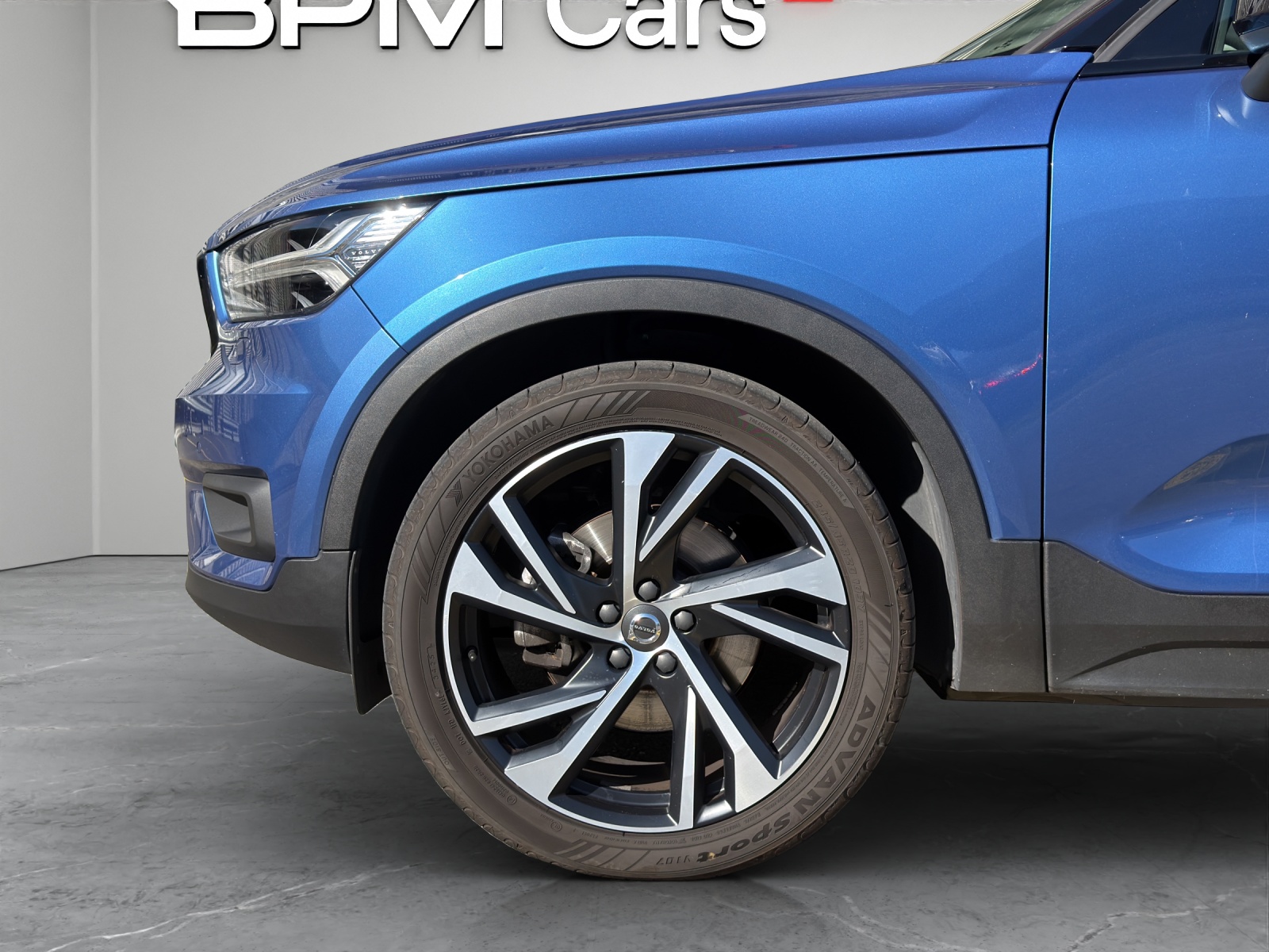 VOLVO XC40 2.0 B5 MH R-Design AWD-image-7