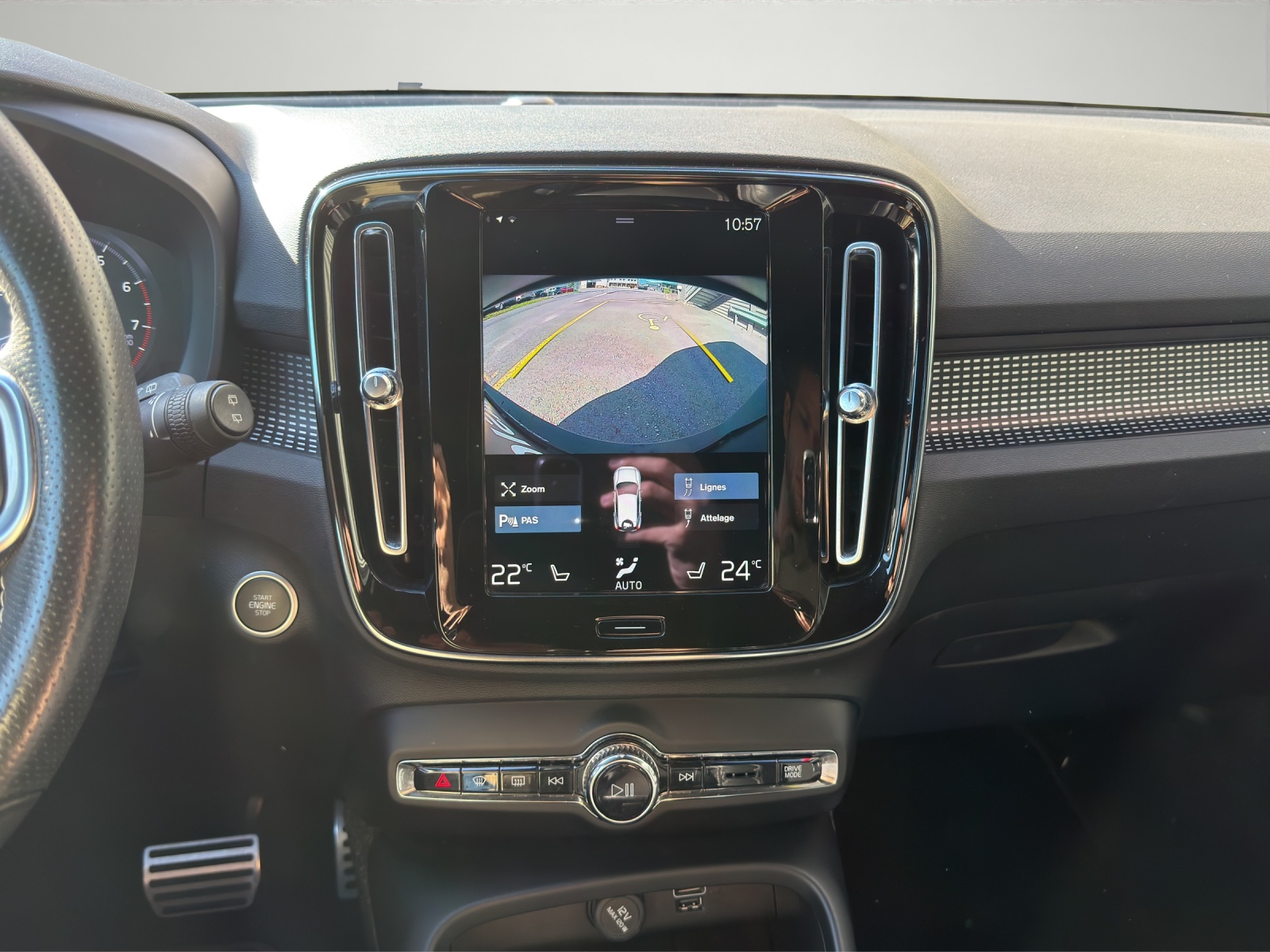 VOLVO XC40 2.0 B5 MH R-Design AWD-image-14