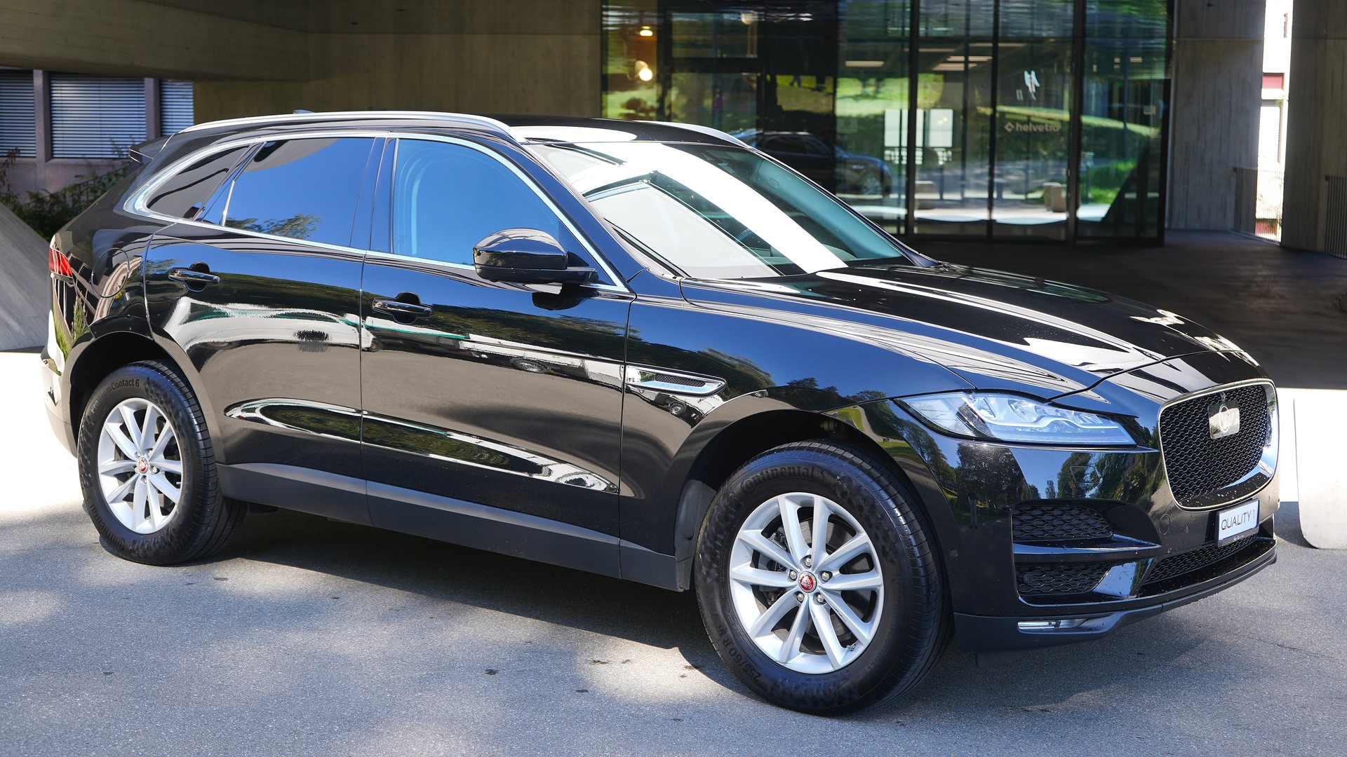 JAGUAR F-Pace 2.0d Portfolio AWD Automatik