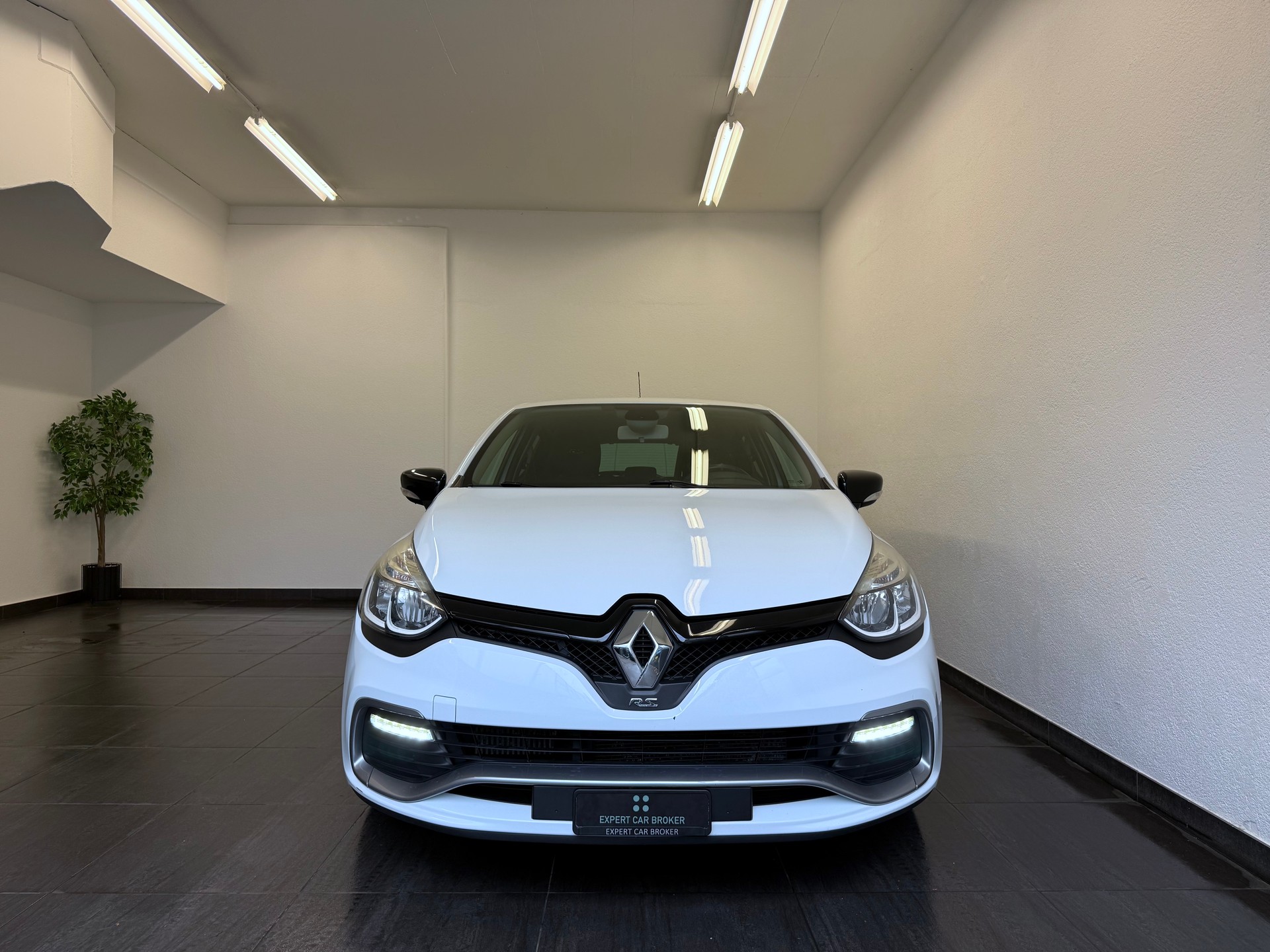 RENAULT Clio 1.6 T RS 200 EDC-showroom-element-3