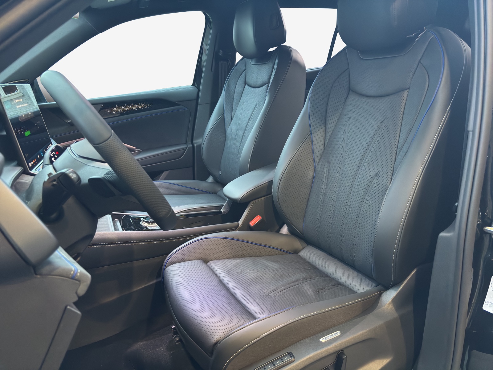 VW Tayron R-Line 1.5TSI 272PS Plugin Hybrid Benzin-image-7