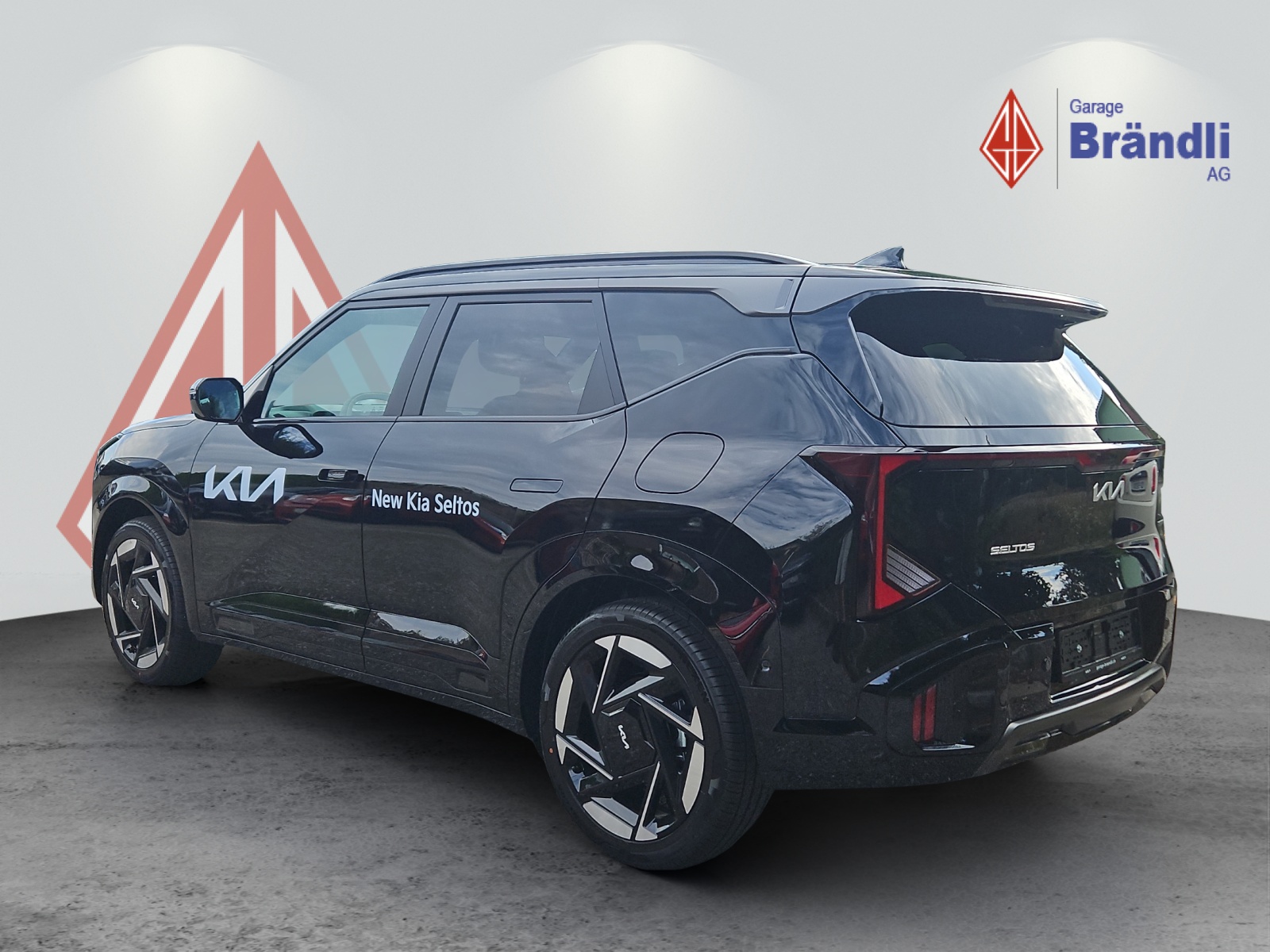 KIA Seltos 1.6 T-GDi GT-Line-showroom-element-3
