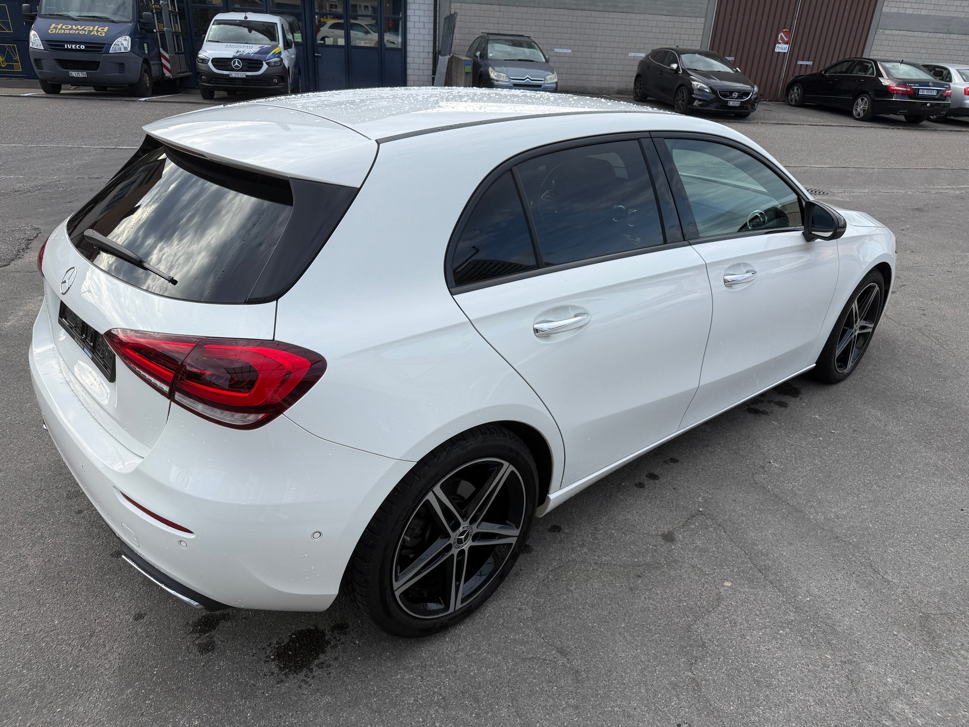 MERCEDES-BENZ A 200 4Matic Progressive 8G-DCT-image-4