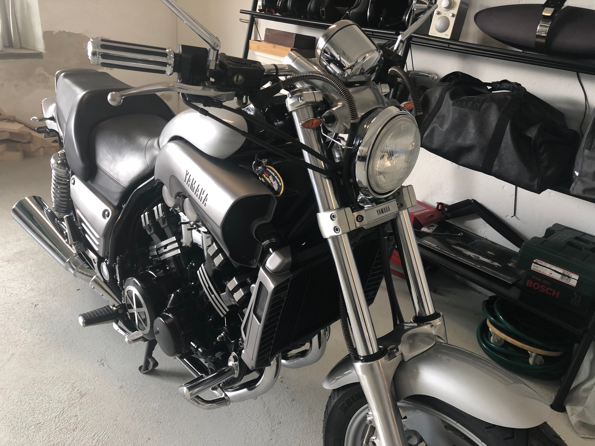 YAMAHA V-Max VMX 1200 MC-image-1