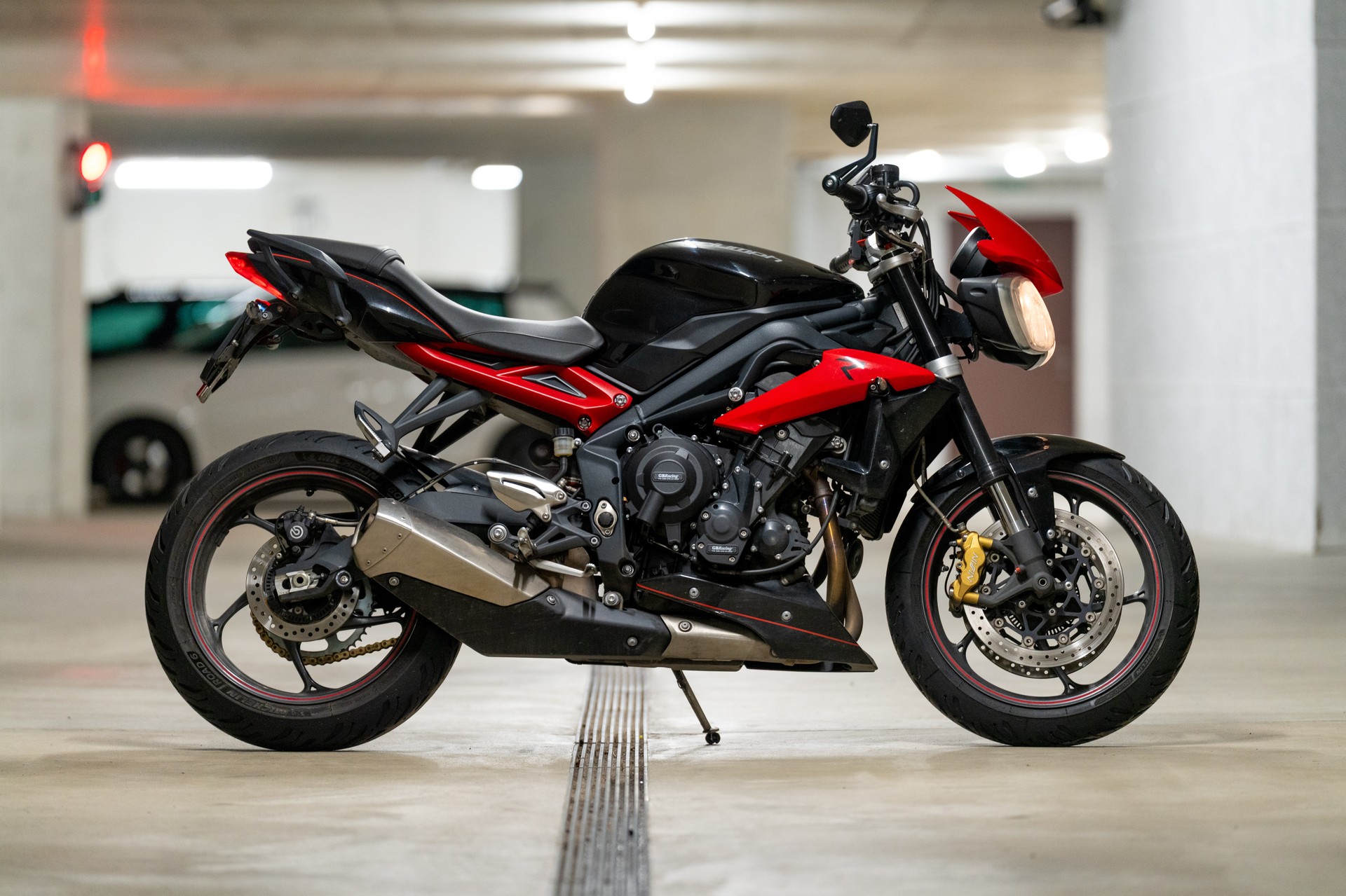 TRIUMPH Street Triple 675 R ABS-image-1