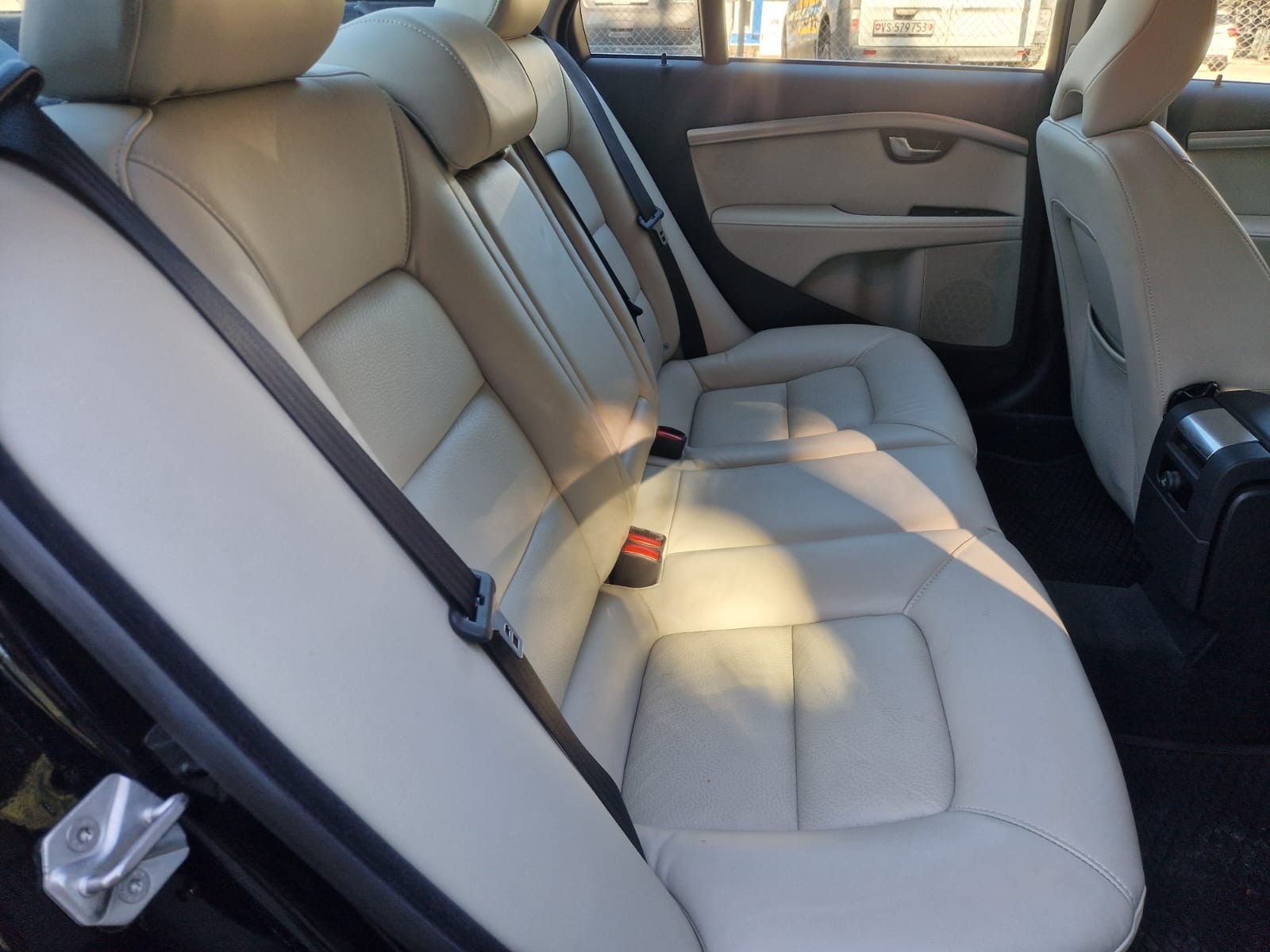 VOLVO S80 T6 AWD Momentum Geartronic-image-8