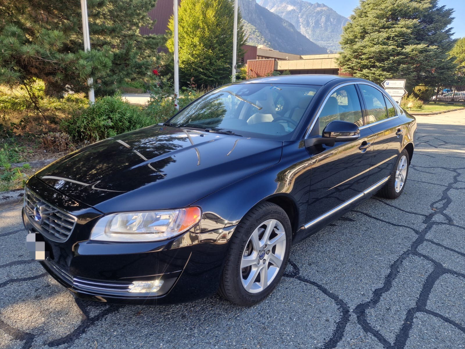 VOLVO S80 T6 AWD Momentum Geartronic-showroom-element-2