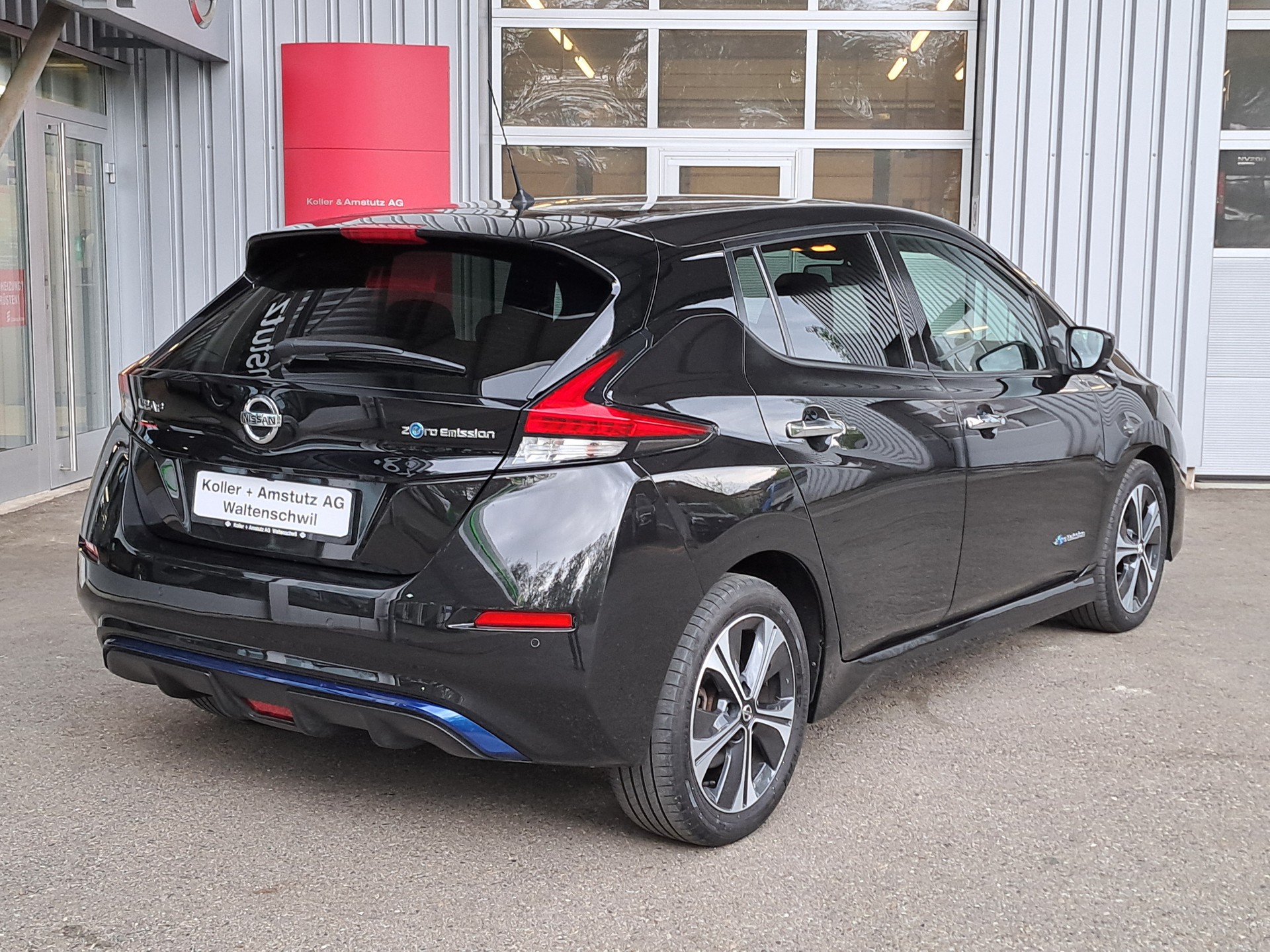 NISSAN Leaf N-Connecta (incl. battery)-image-4