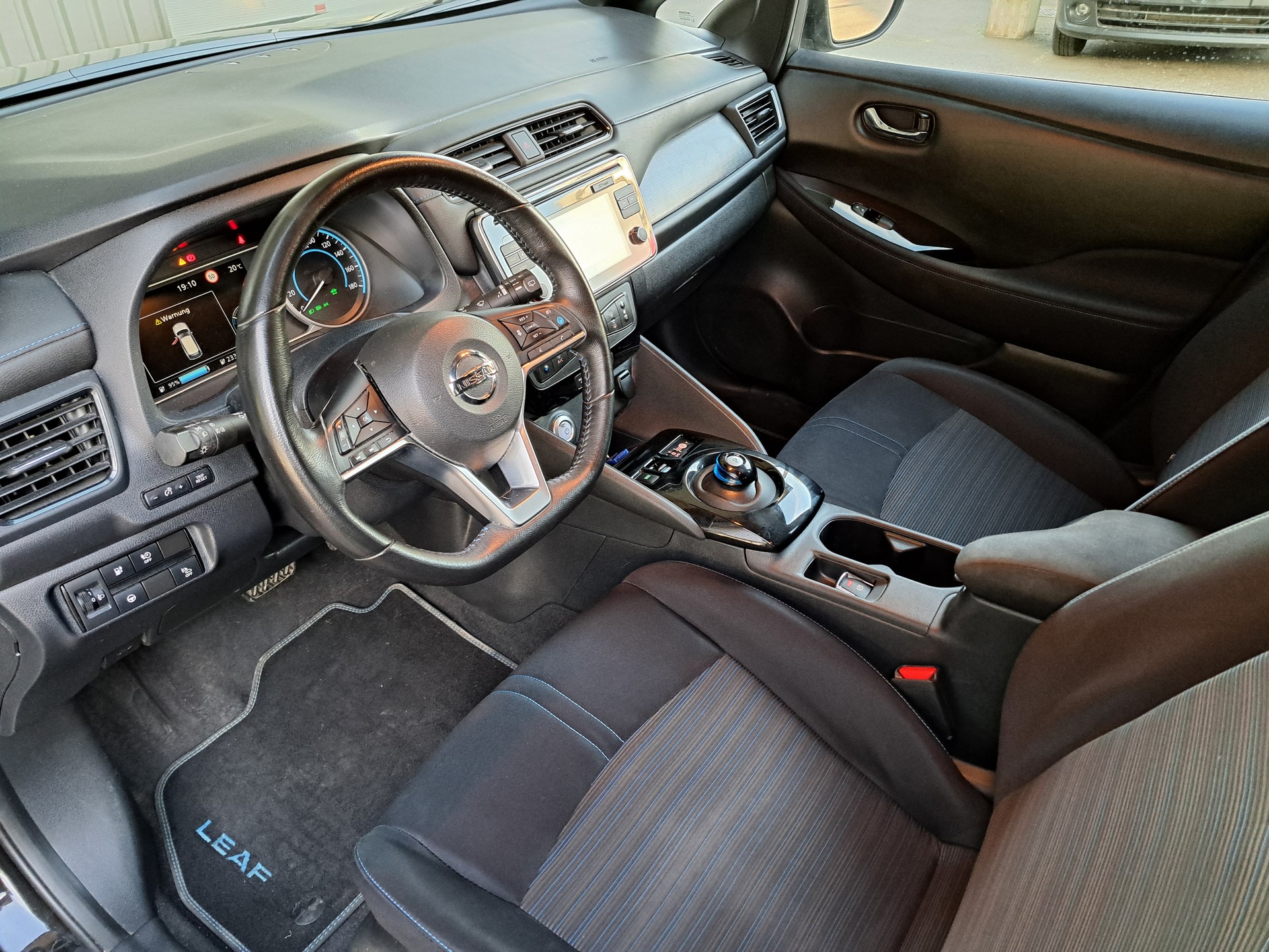 NISSAN Leaf N-Connecta (incl. battery)-image-10