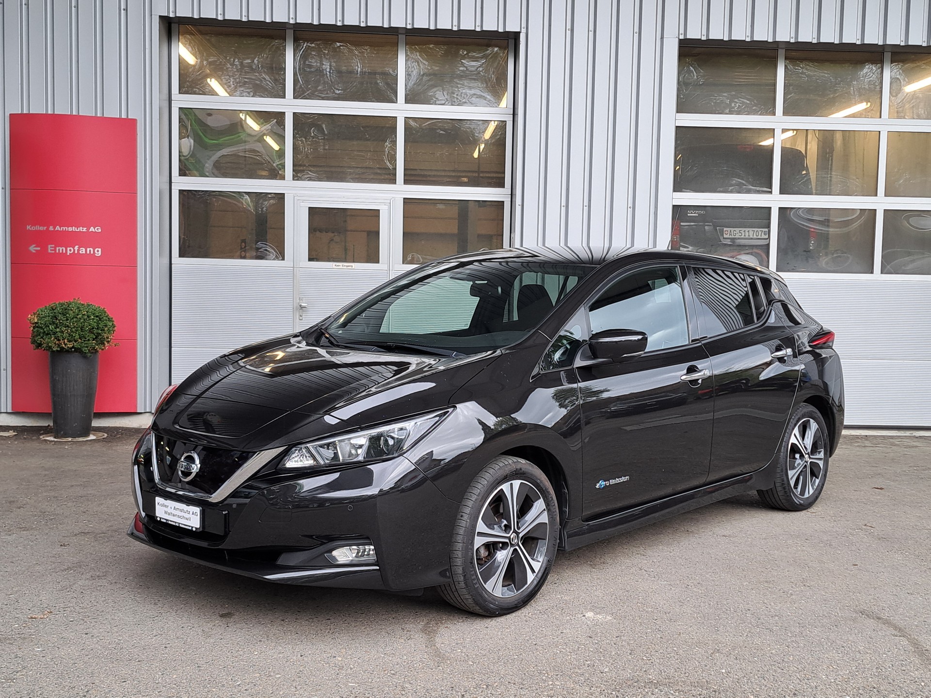 NISSAN Leaf N-Connecta (incl. battery)-image-1
