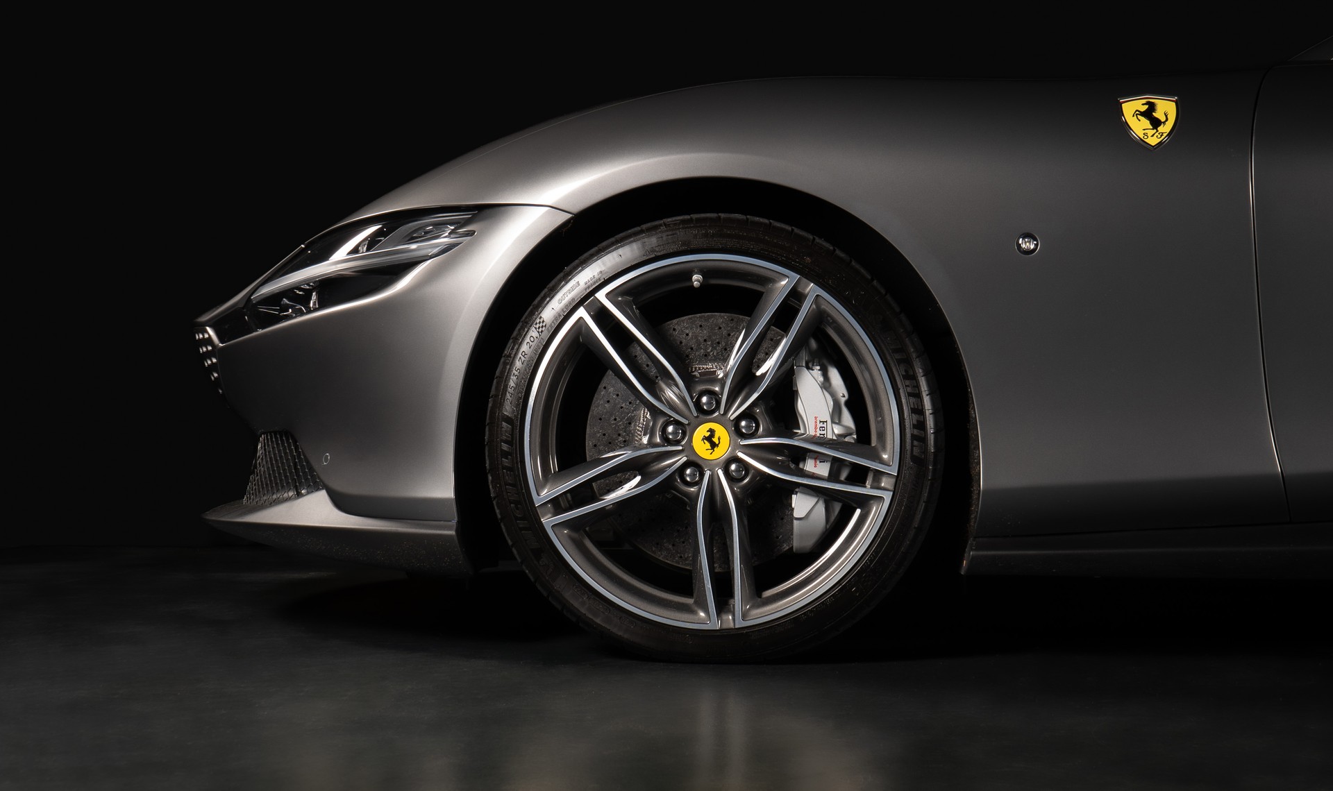 FERRARI Roma 3.9 V8 T Standort Apple CarPlay-image-6