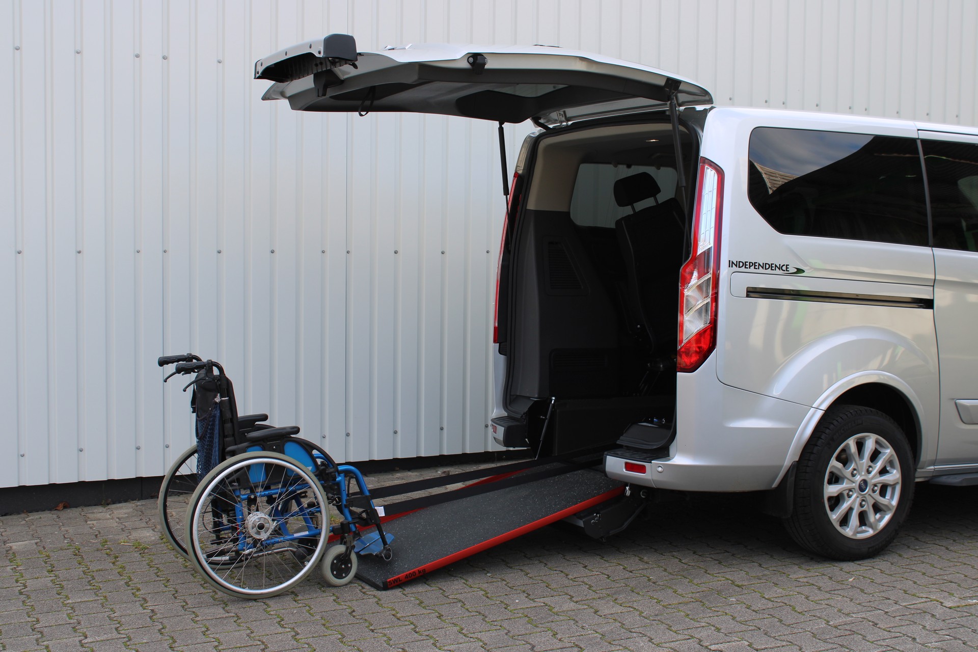 FORD TOURNEO CUSTOM Titanium L1-image-6