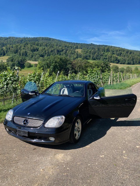 MERCEDES-BENZ SLK 320 Designo