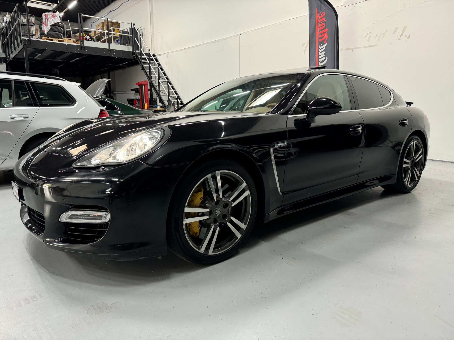 PORSCHE Panamera Turbo 4.8 PDK