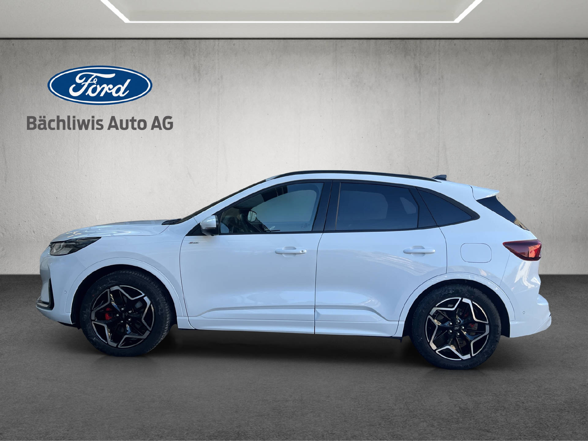 FORD Kuga 2.5 Hybrid ST-Line X-showroom-element-1