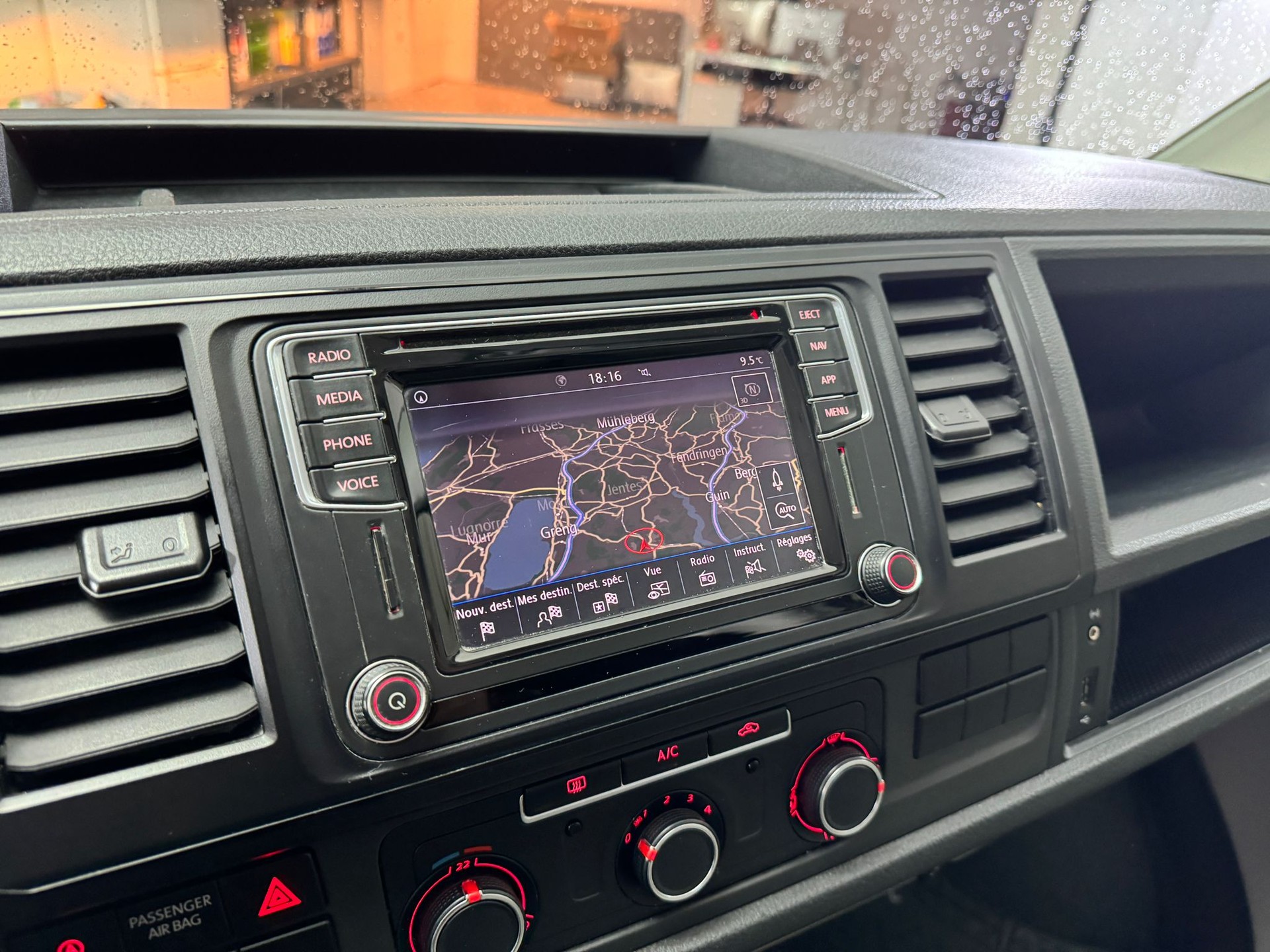 VW T6 2.0 TDI Entry-image-9