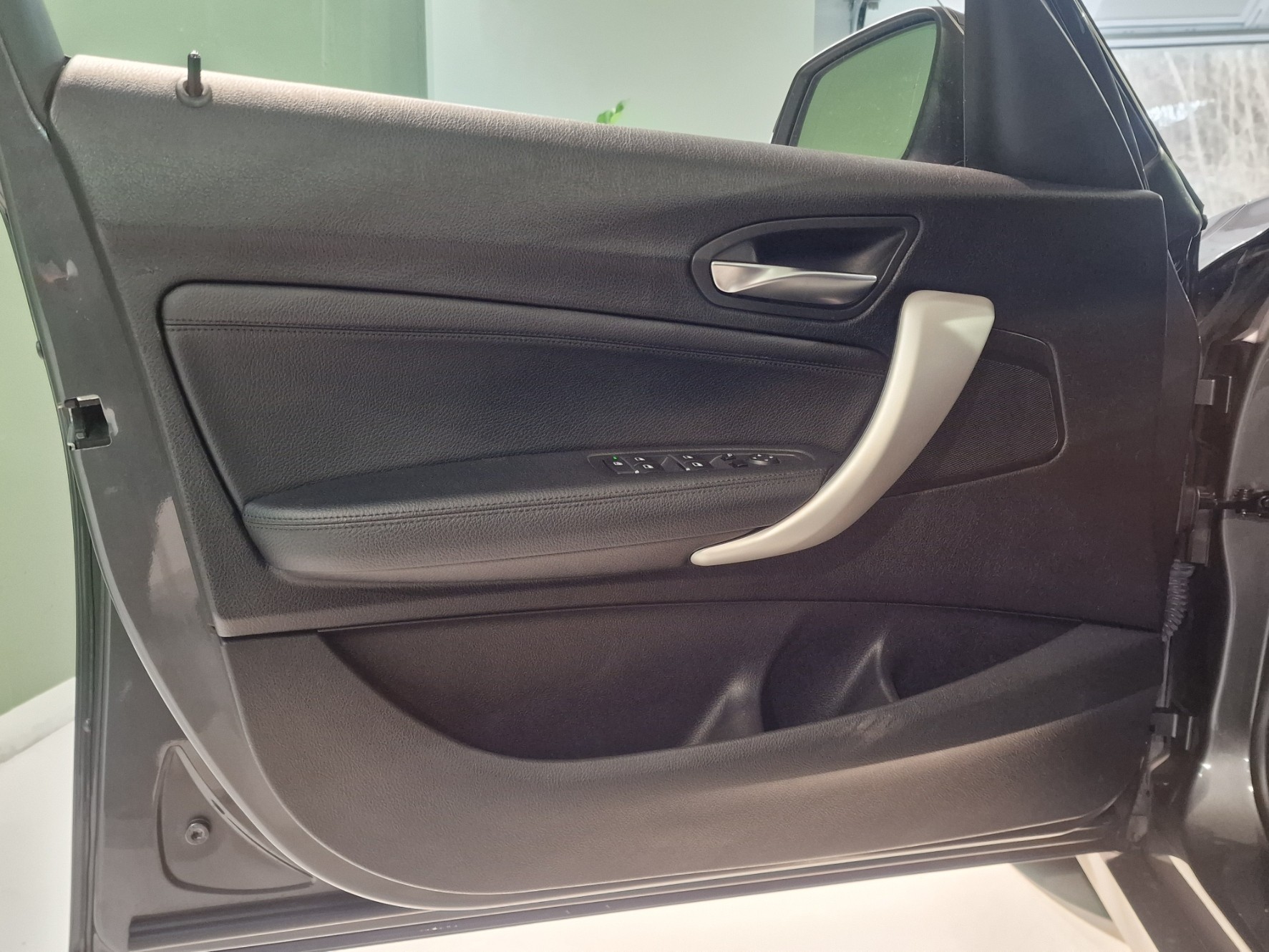 BMW 118i Edition Sport Line Steptronic-image-6