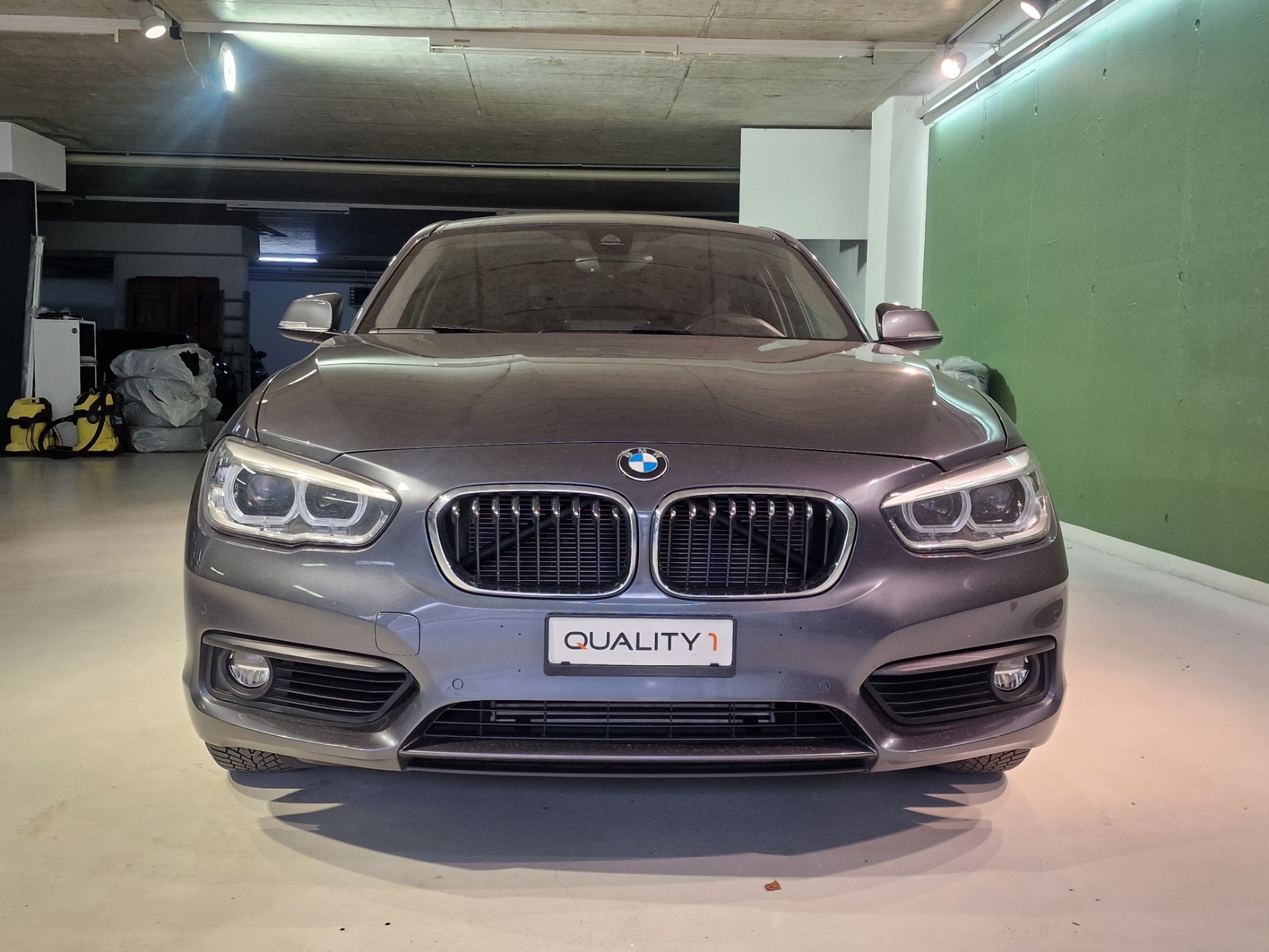 BMW 118i Edition Sport Line Steptronic-image-1