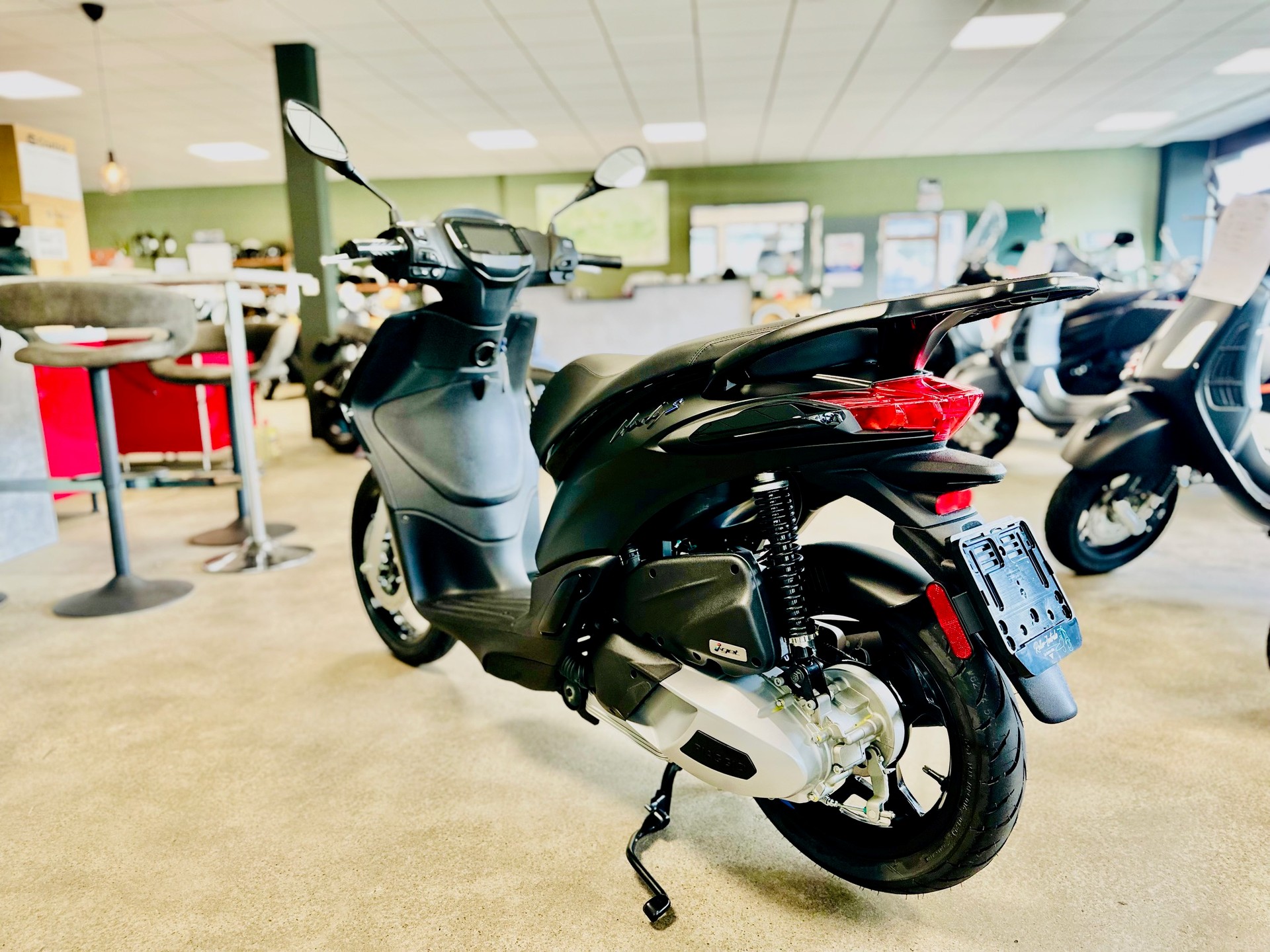 PIAGGIO Liberty 125 Sport-image-3