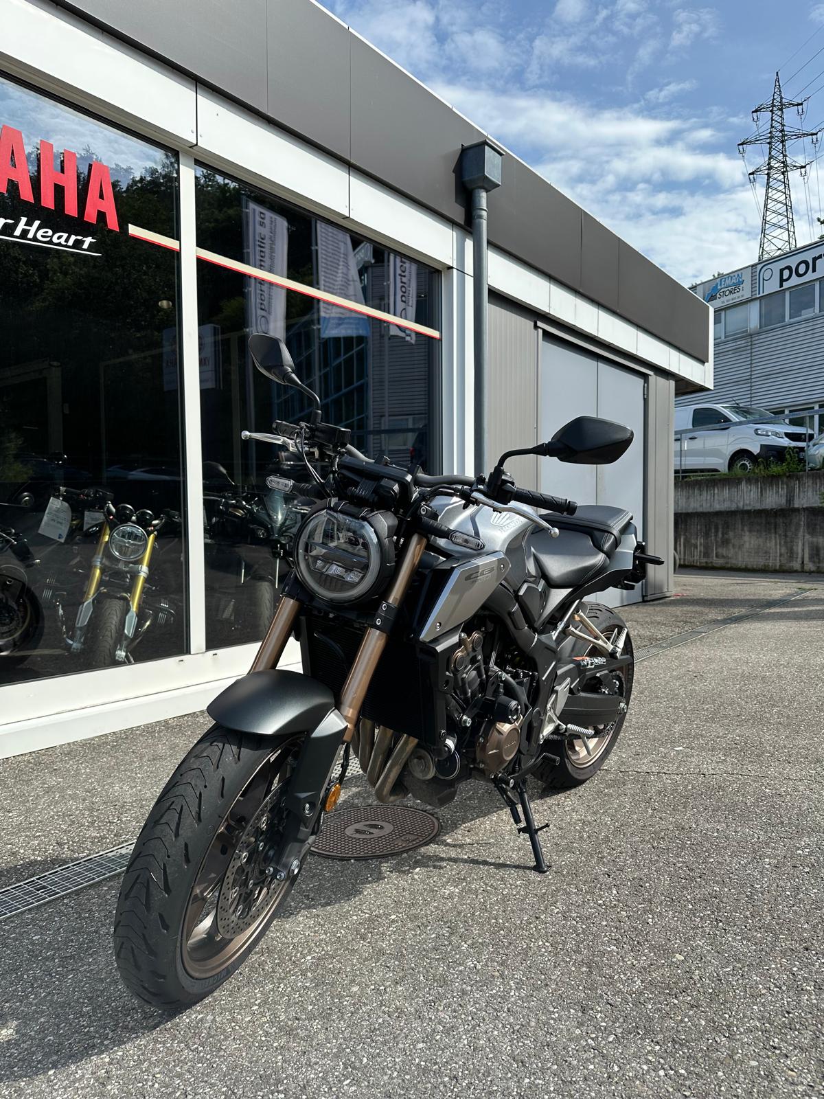 HONDA CB 650 R-image-1