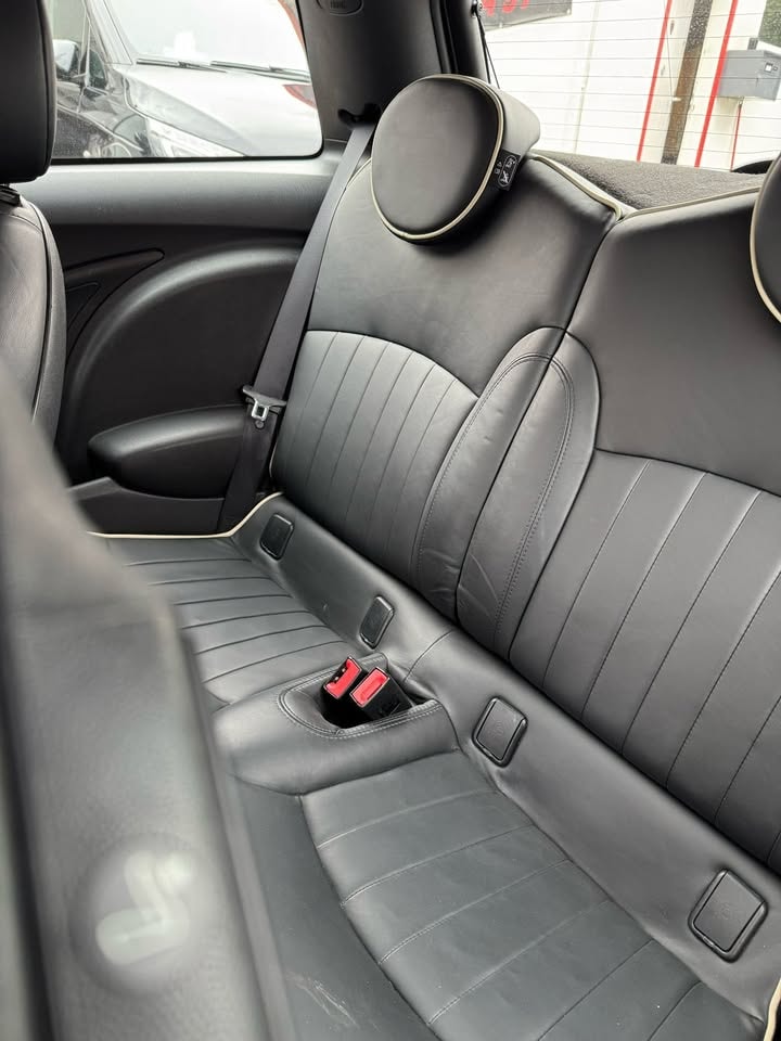 MINI Cooper S Steptronic-image-5