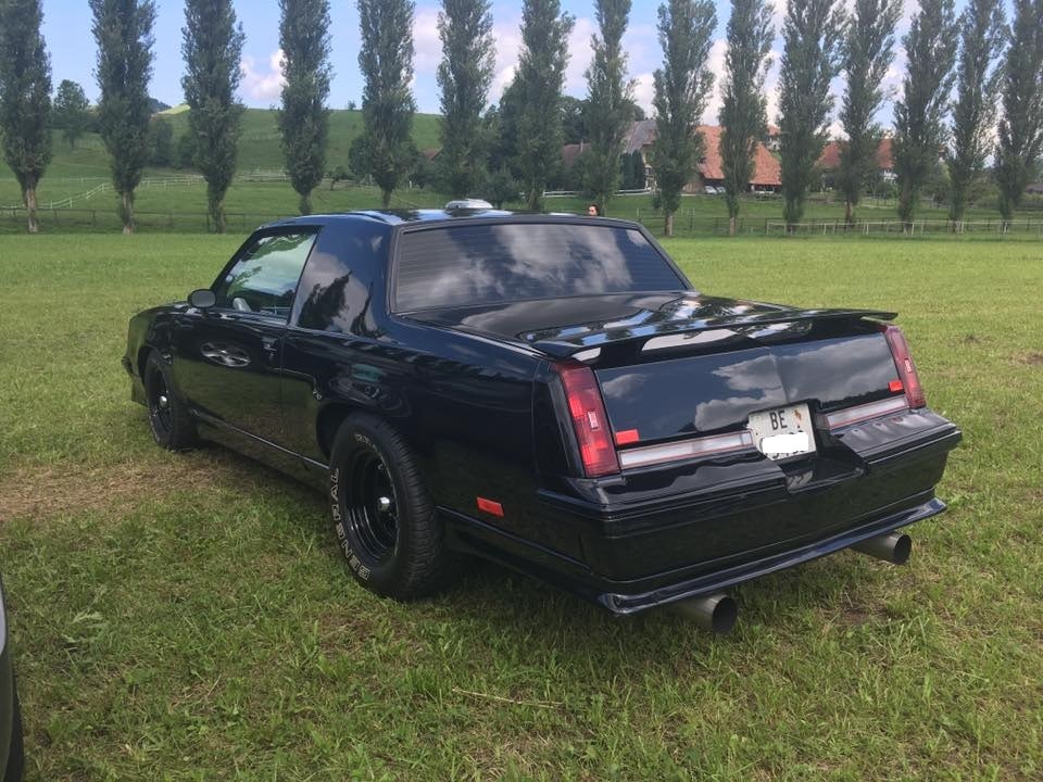 OLDSMOBILE CUTLASS-image-2