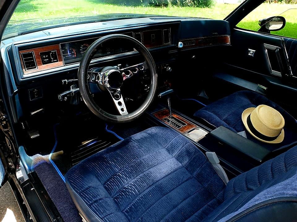 OLDSMOBILE CUTLASS-image-4