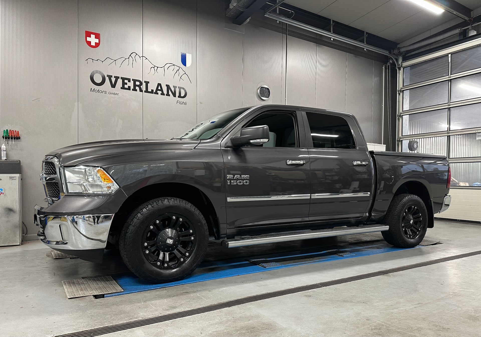 DODGE 1500 V6 3,6 LITER 309 PS-showroom-element-1