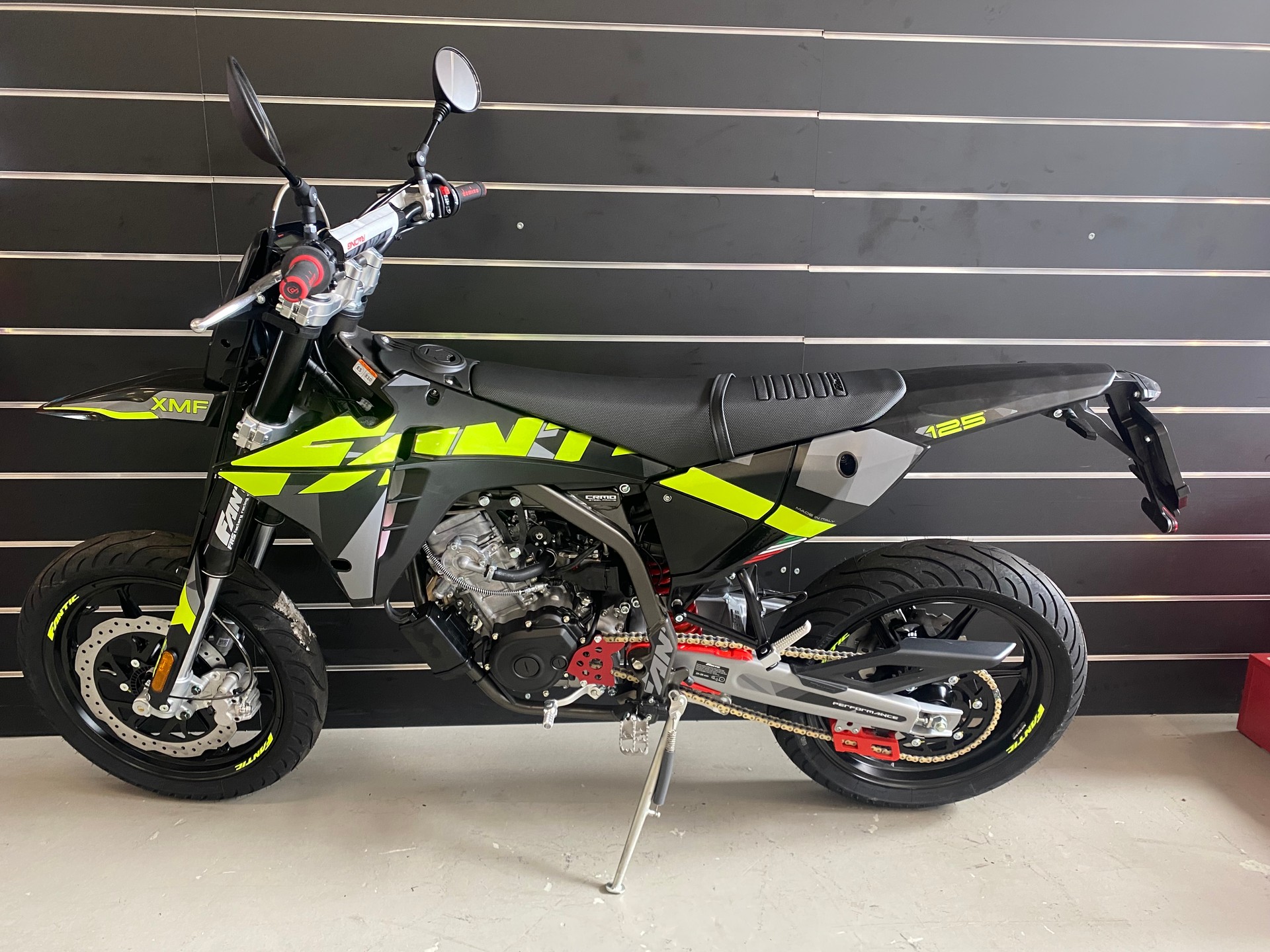 FANTIC XMF 125 Performance-image-3