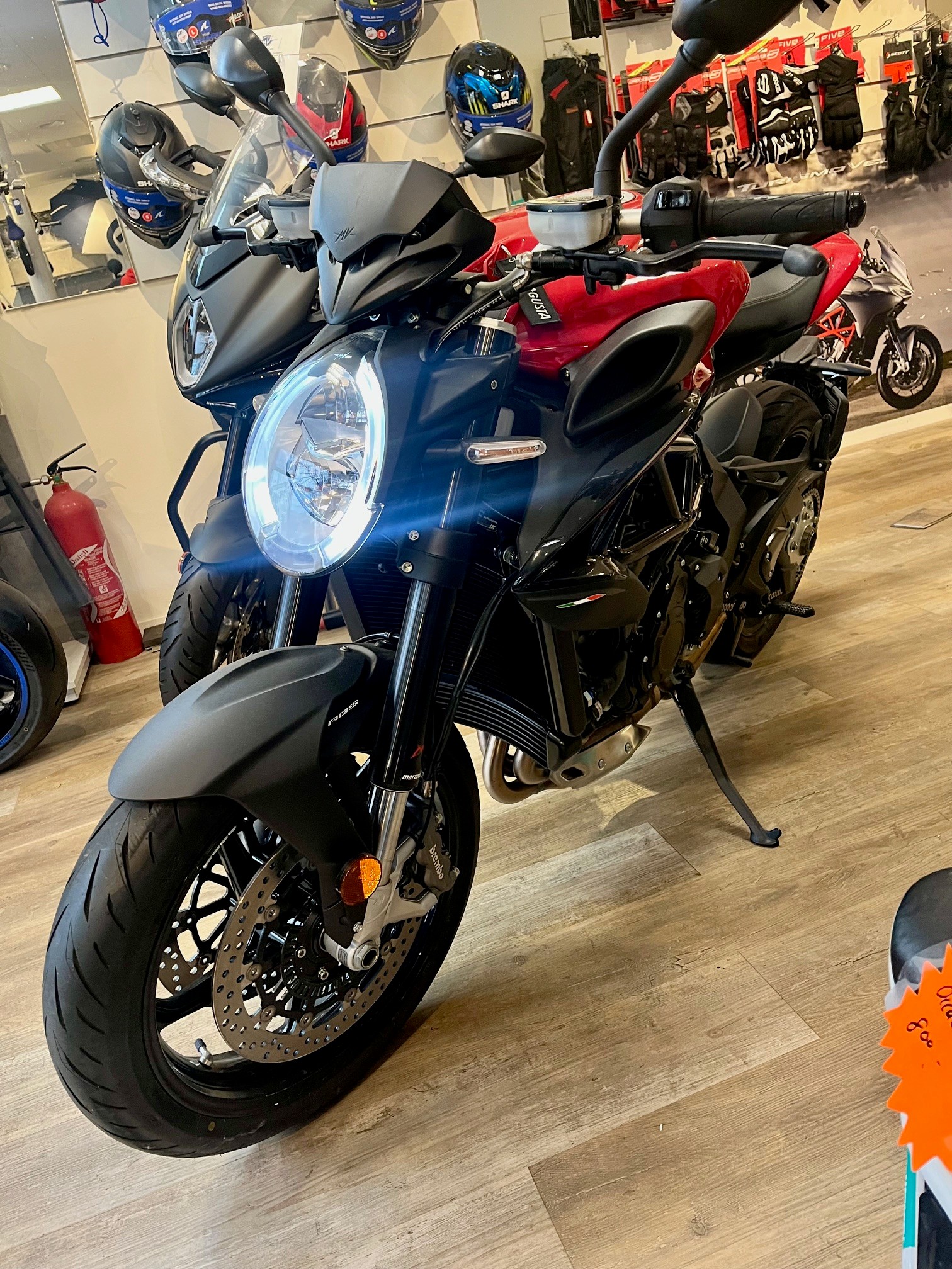 MV AGUSTA B3 Brutale 800 Rosso-image-1
