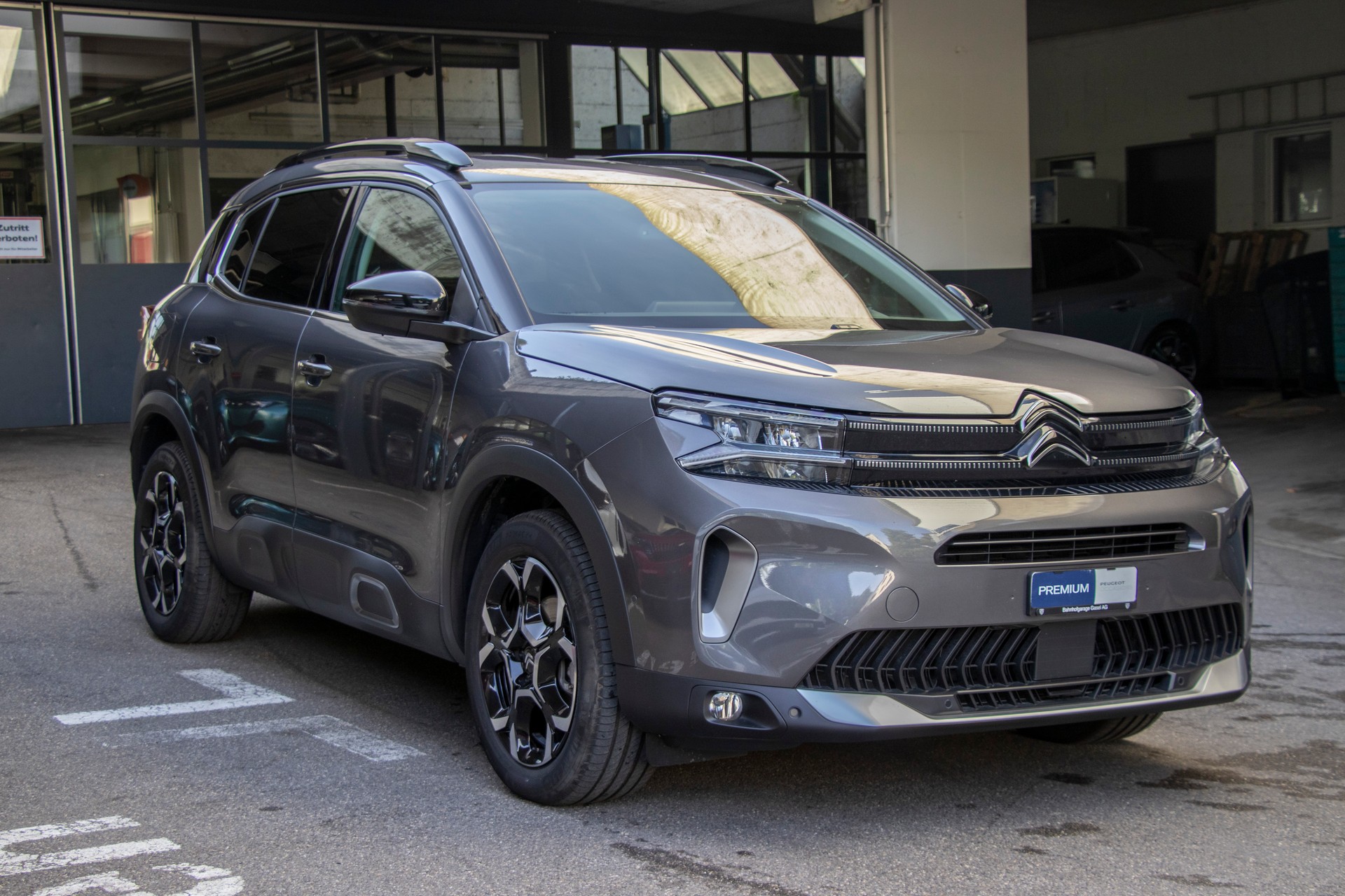 CITROEN C5 Aircross 1.2i PureTech Shine EAT8-showroom-element-3