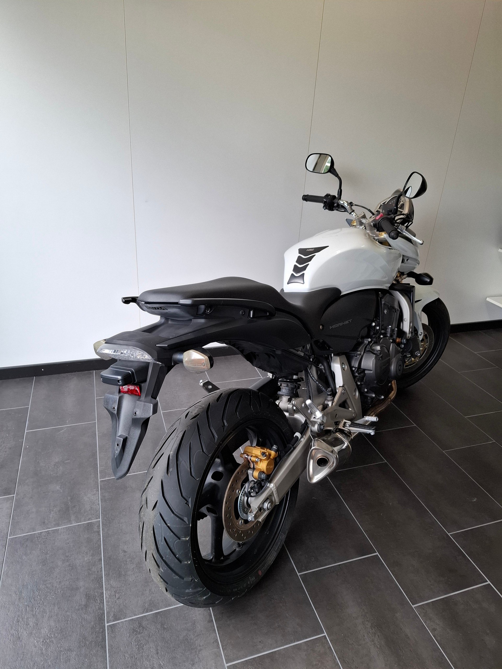 HONDA CB 600 F ABS Hornet-image-10
