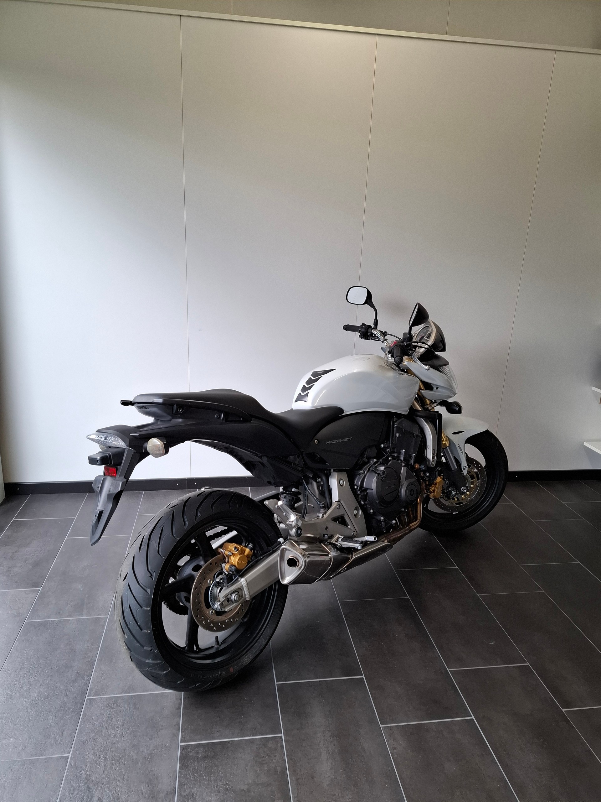HONDA CB 600 F ABS Hornet-image-9