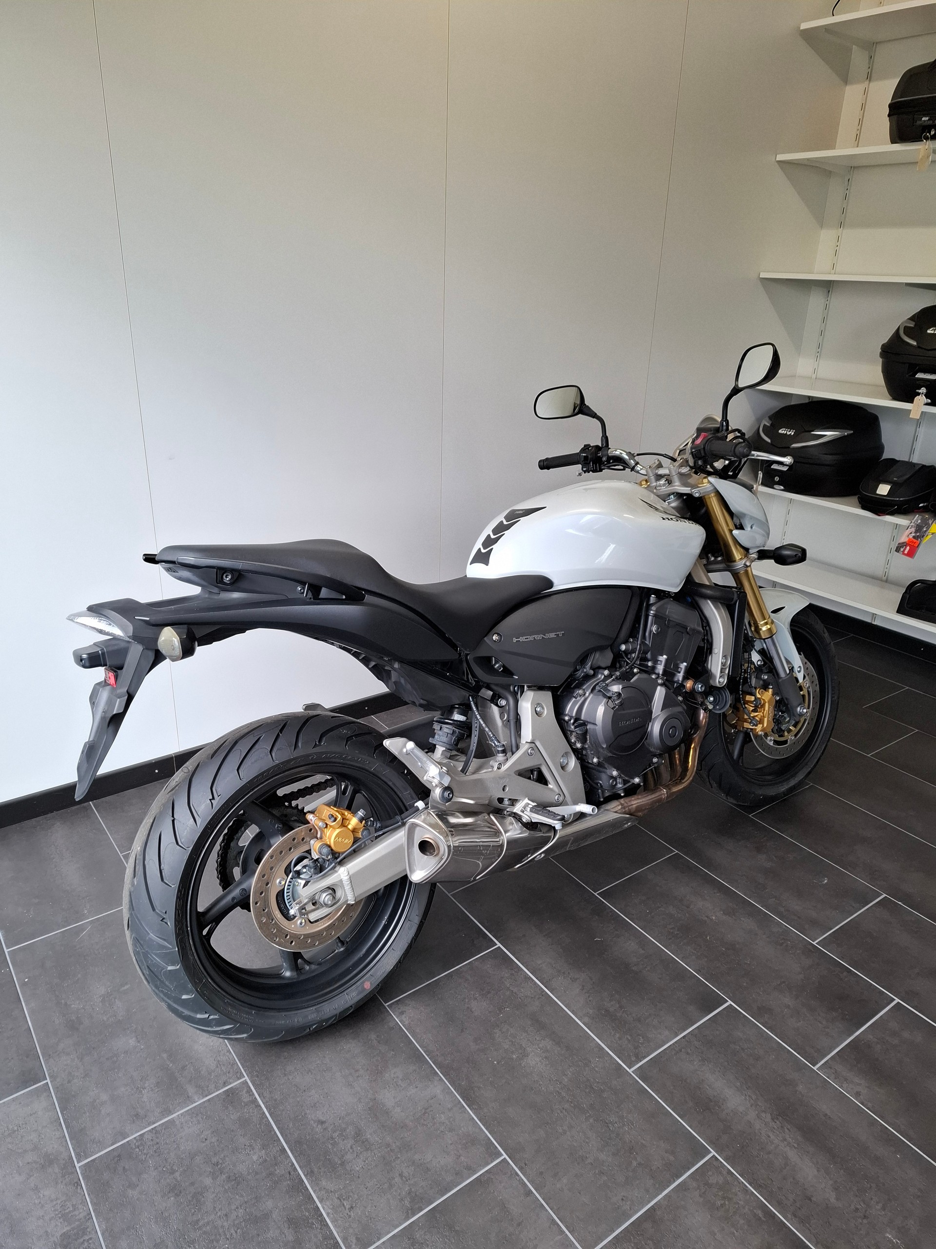 HONDA CB 600 F ABS Hornet-image-6
