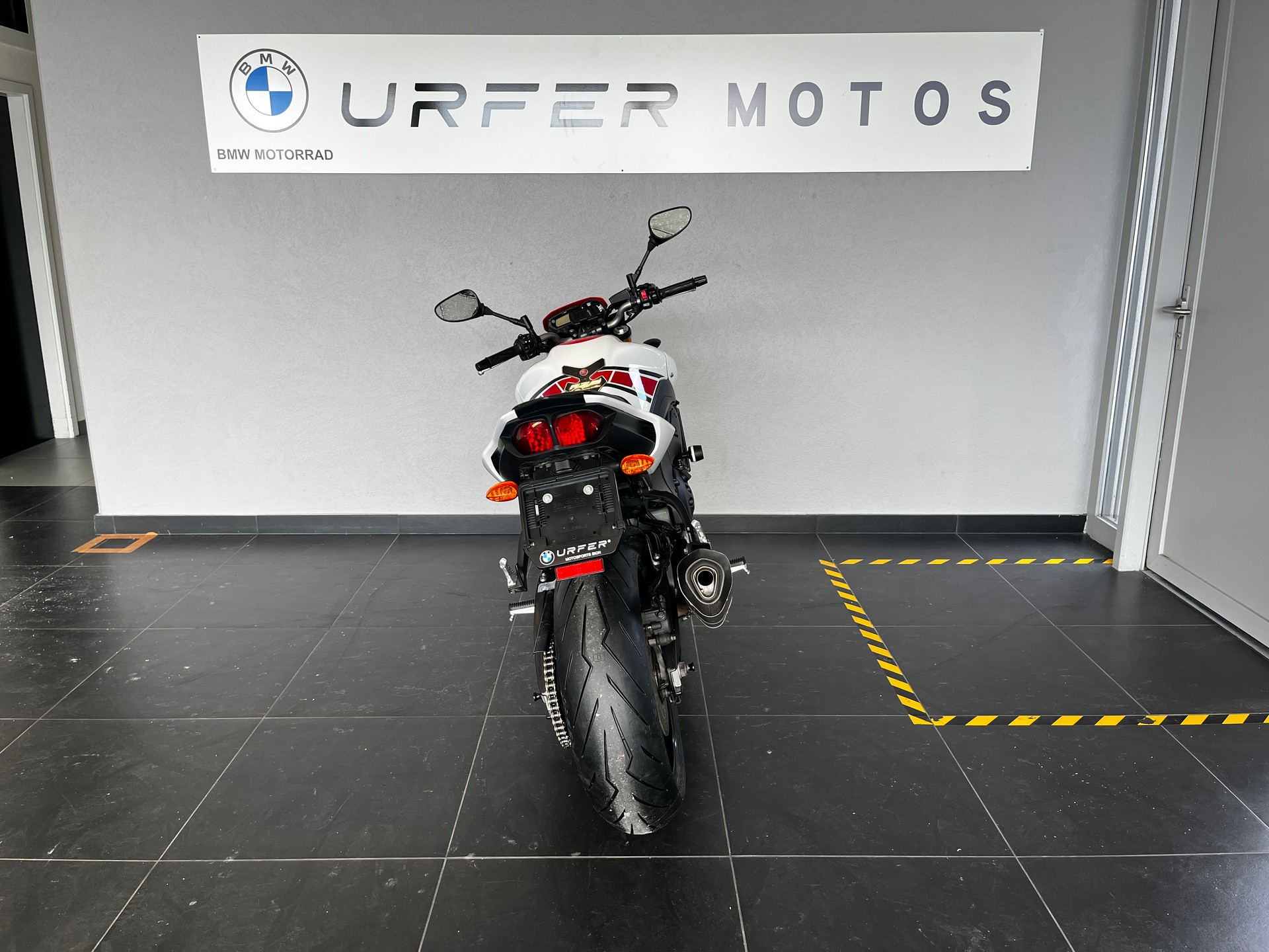 YAMAHA FZ8 N ABS-image-6