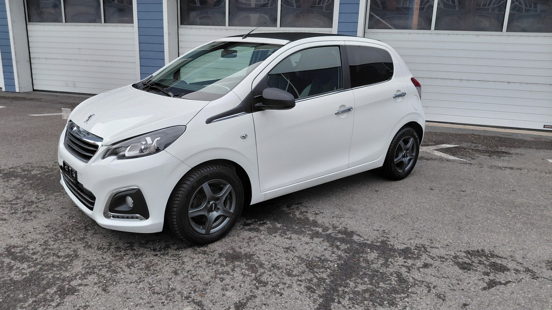 PEUGEOT 108 1.2 VTi Roland Garros Top-image-7