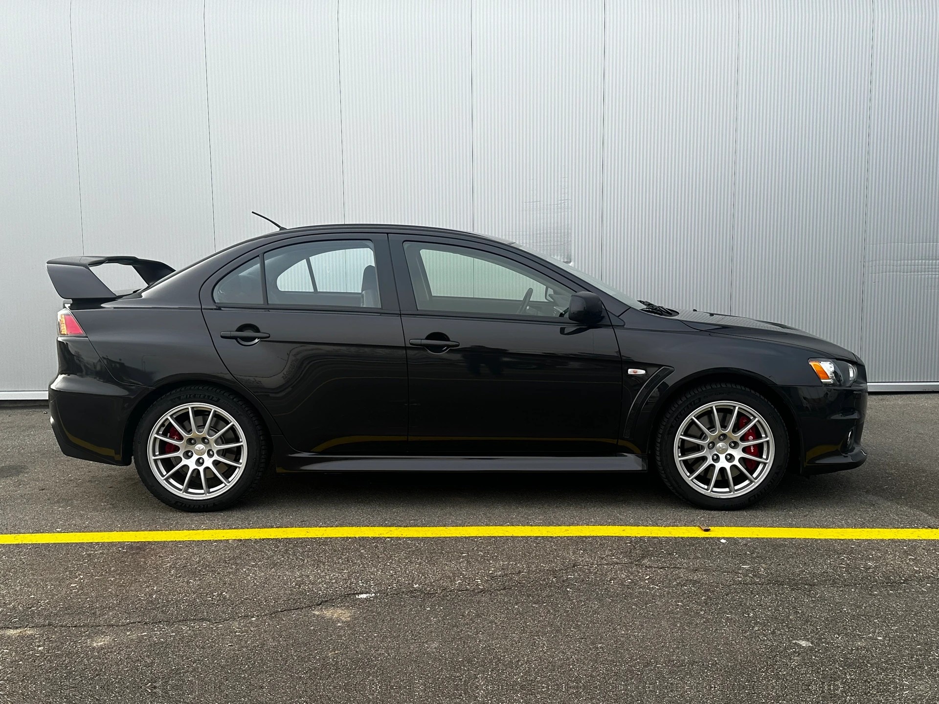MITSUBISHI Lancer Evo X Final Edition