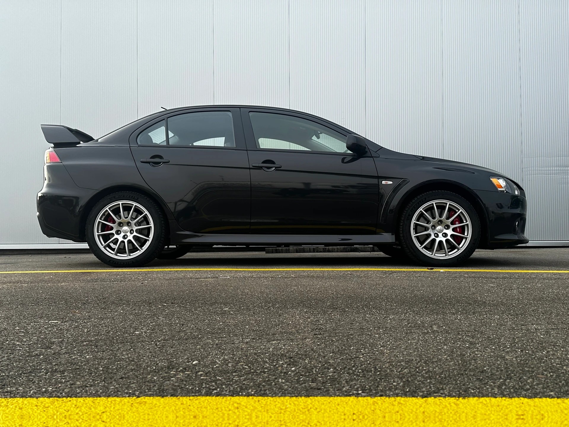 MITSUBISHI Lancer Evo X Final Edition-image-15