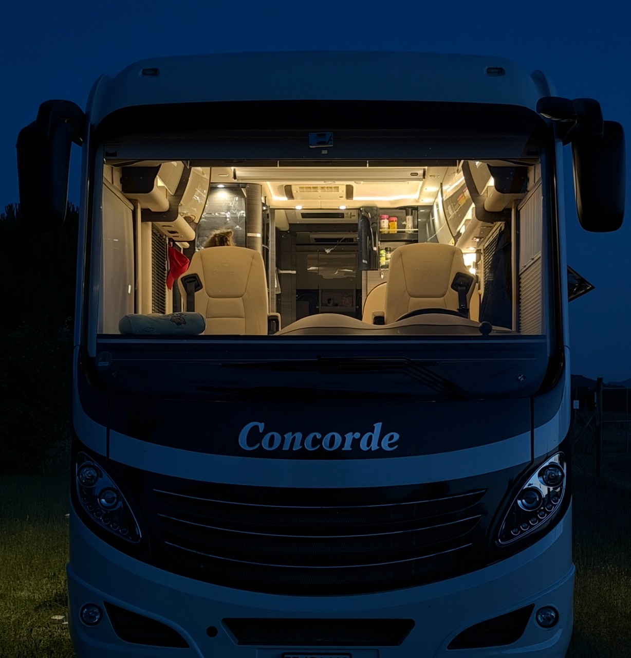 CONCORDE Sehr gepflegter Charisma 900L-image-4
