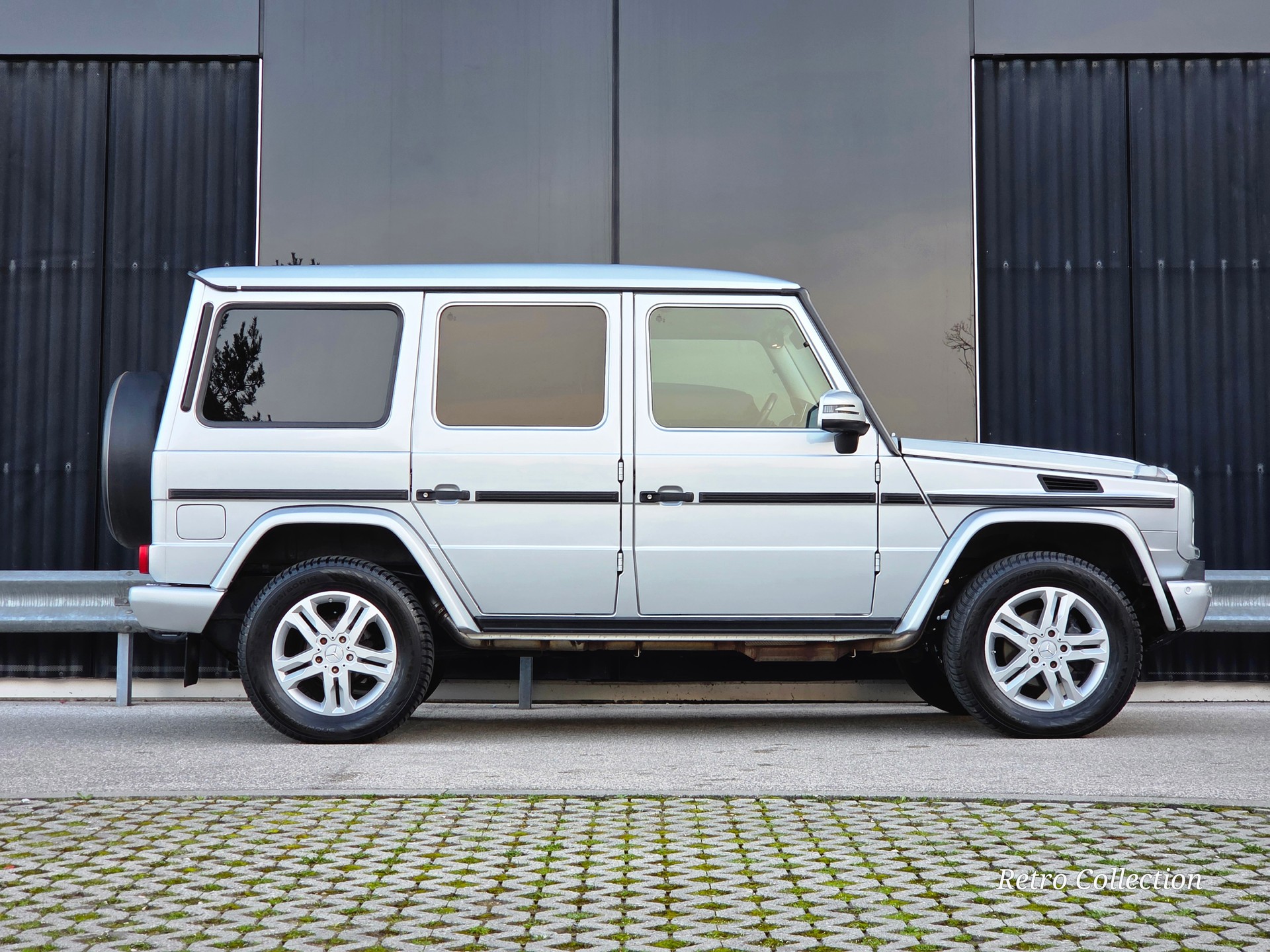 MERCEDES-BENZ G 350 BlueTEC 7G-Tronic - excellent état - roues complètes alu été/hiver - toit ouvrant - GPS - expertisée 02.2026-image-1