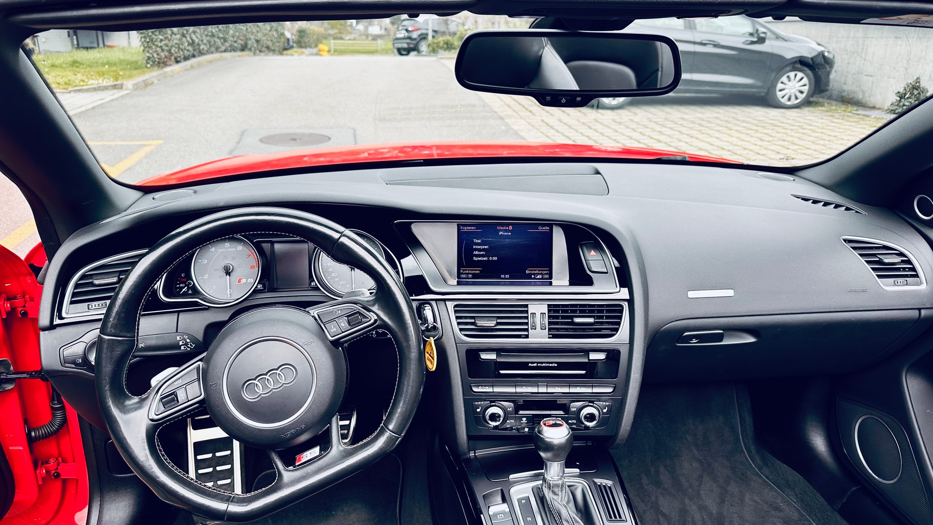 AUDI S5 Cabrio 3.0 TFSI quattro S-tronic-image-17